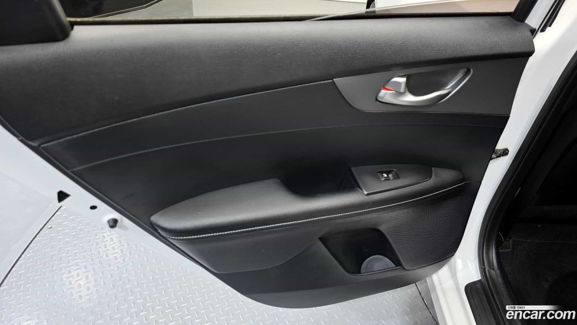 K3 Kia 2018.3-INNER-035