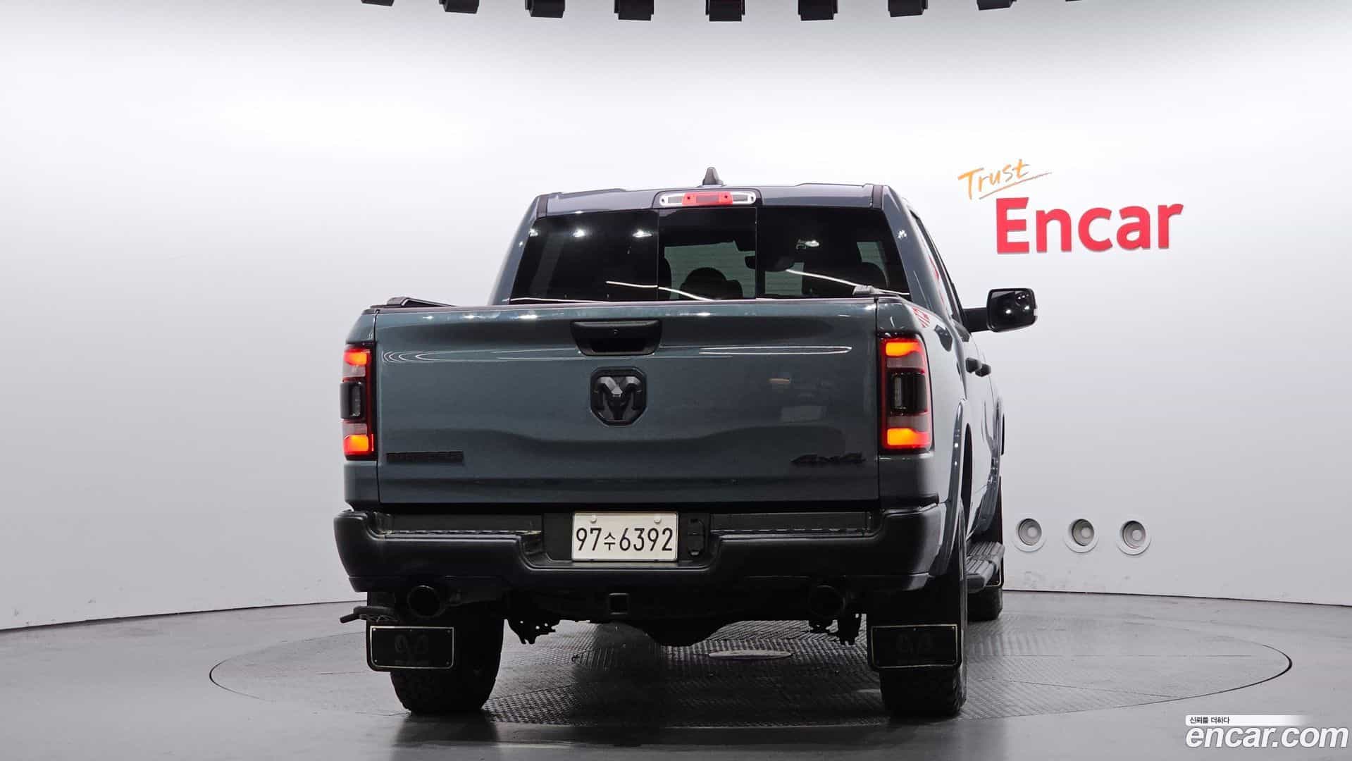 Ram Pick Up Dodge 2021.2-OUTER-004