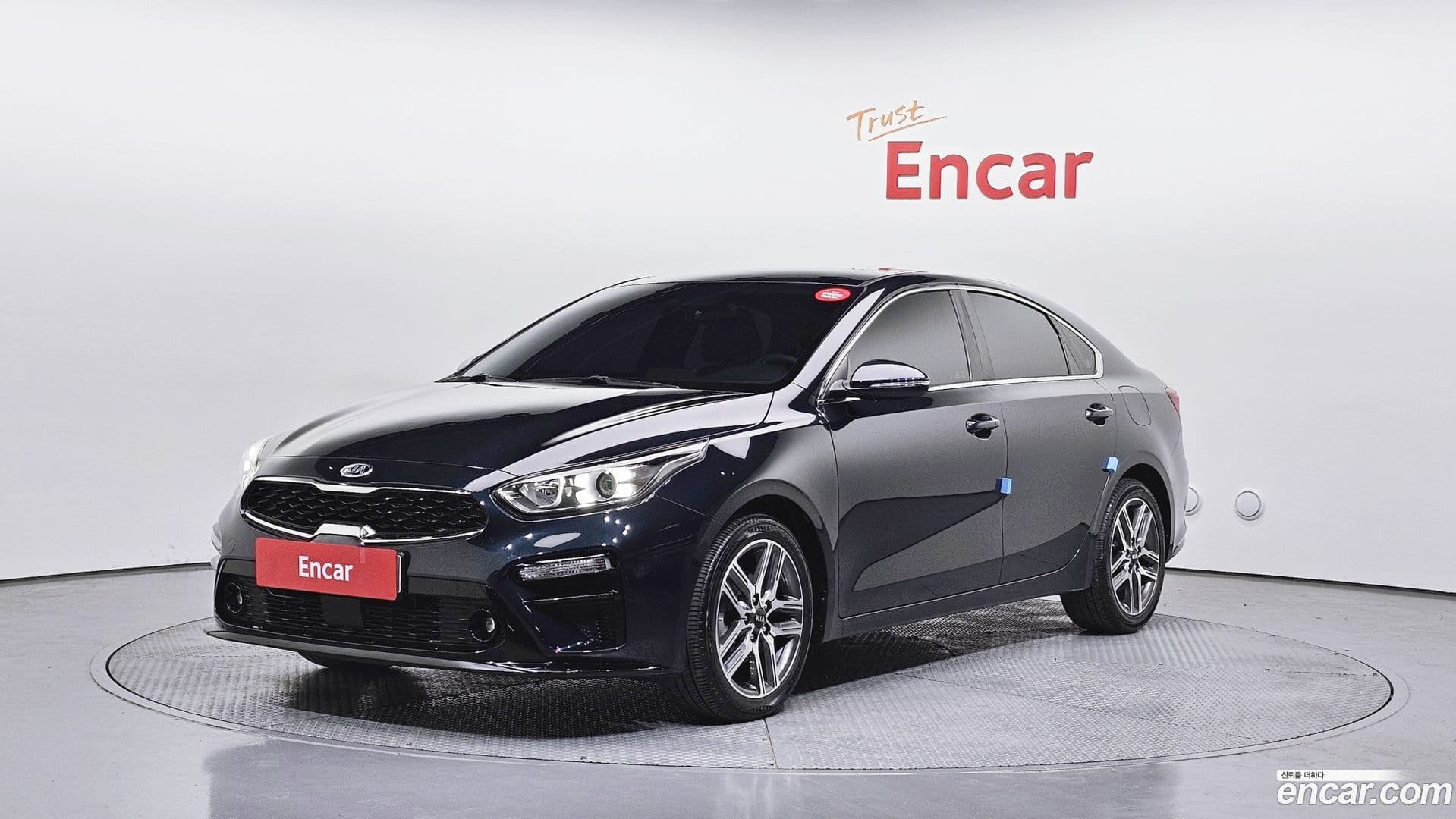 Main__Slider__Photo:K3 Kia 2018.4-0
