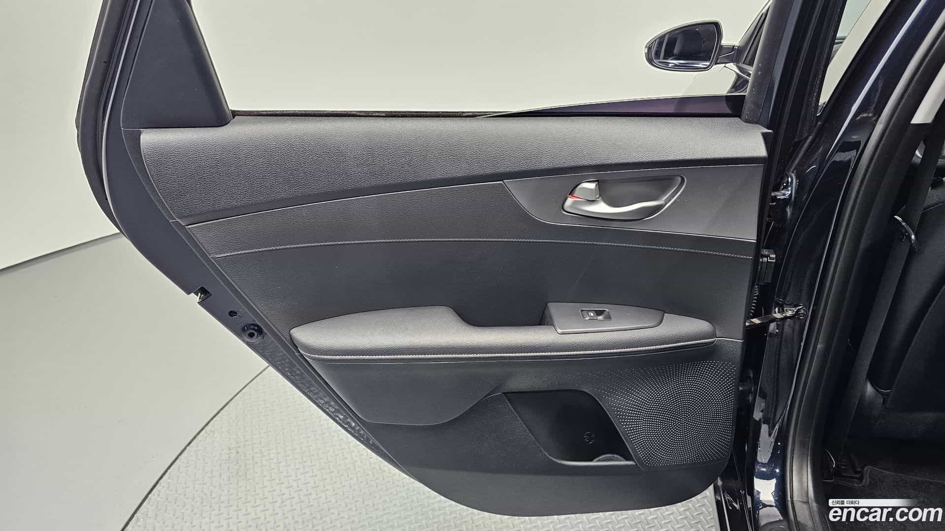 K3 Kia 2018.4-INNER-035