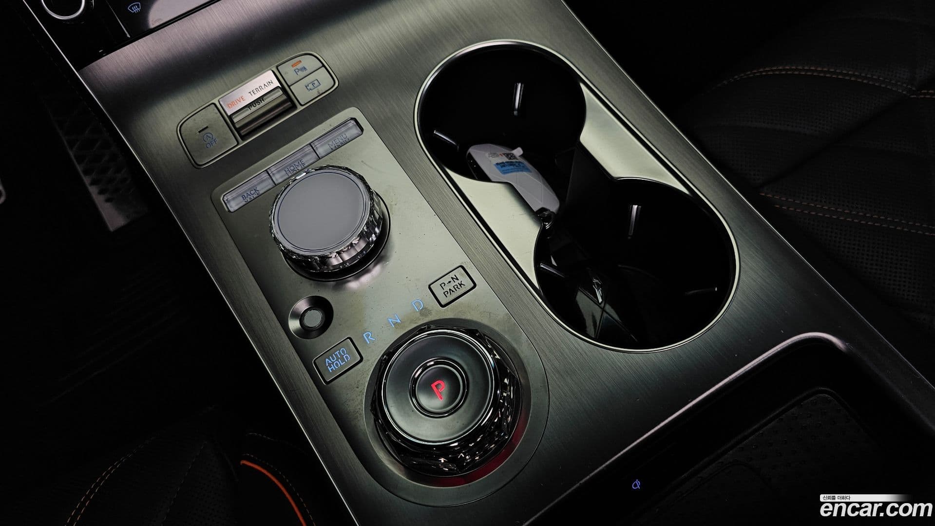 Main__Slider__Photo:GV70 Genesis 2024.7-8