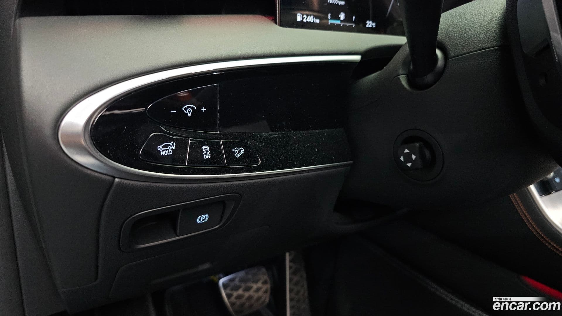 Main__Slider__Photo:GV70 Genesis 2024.7-17