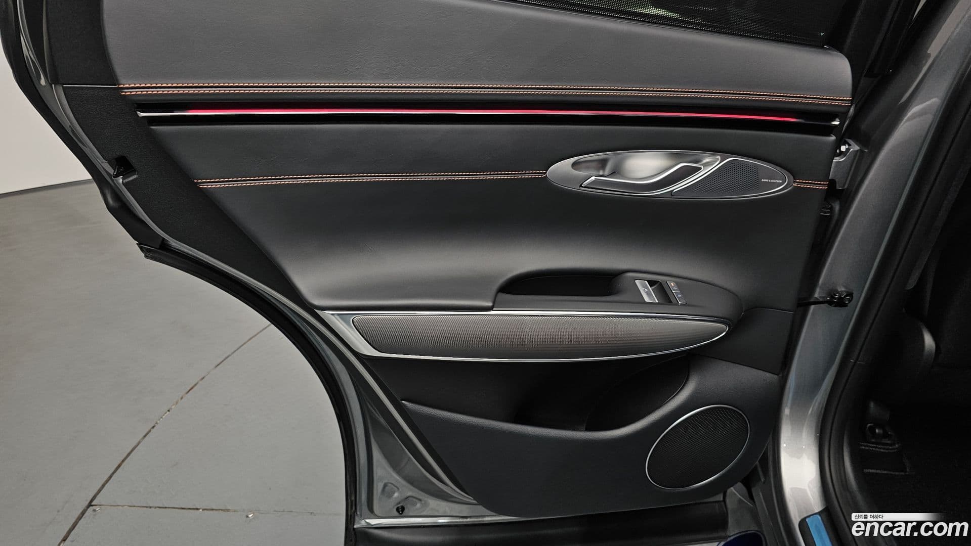 Main__Slider__Photo:GV70 Genesis 2024.7-24