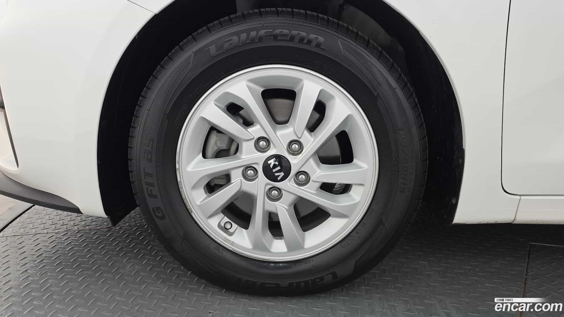 K3 Kia 2019.0-OUTER-005