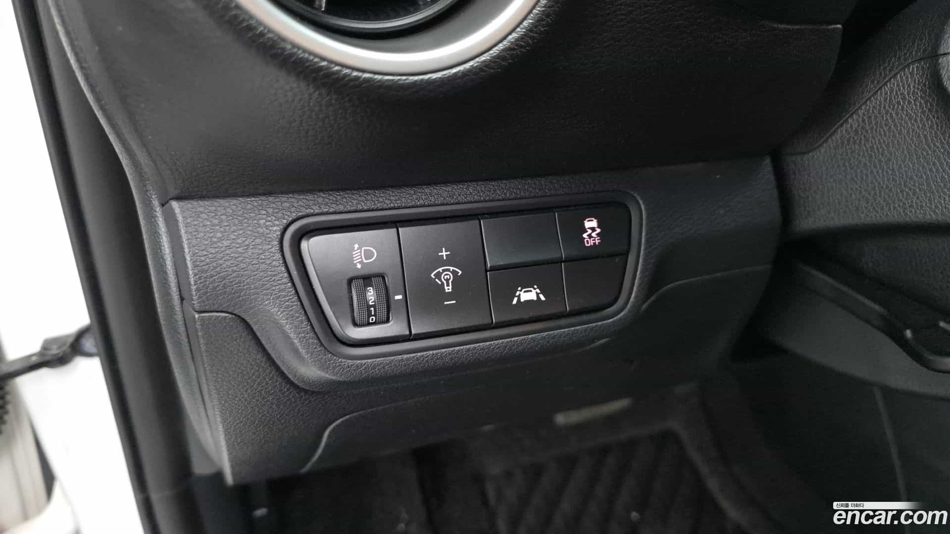 K3 Kia 2019.0-OPTION-021