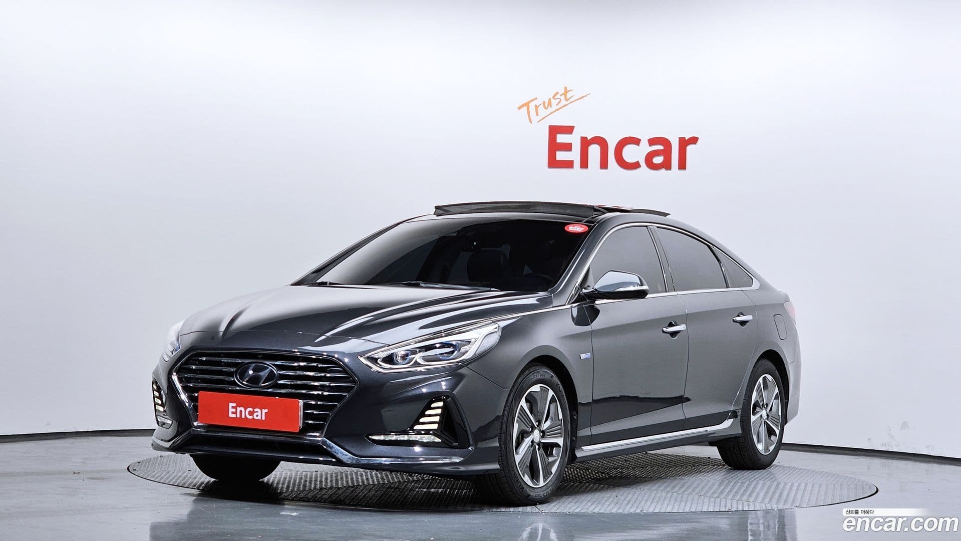 Main__Slider__Photo:Sonata Hyundai 2017.5-0