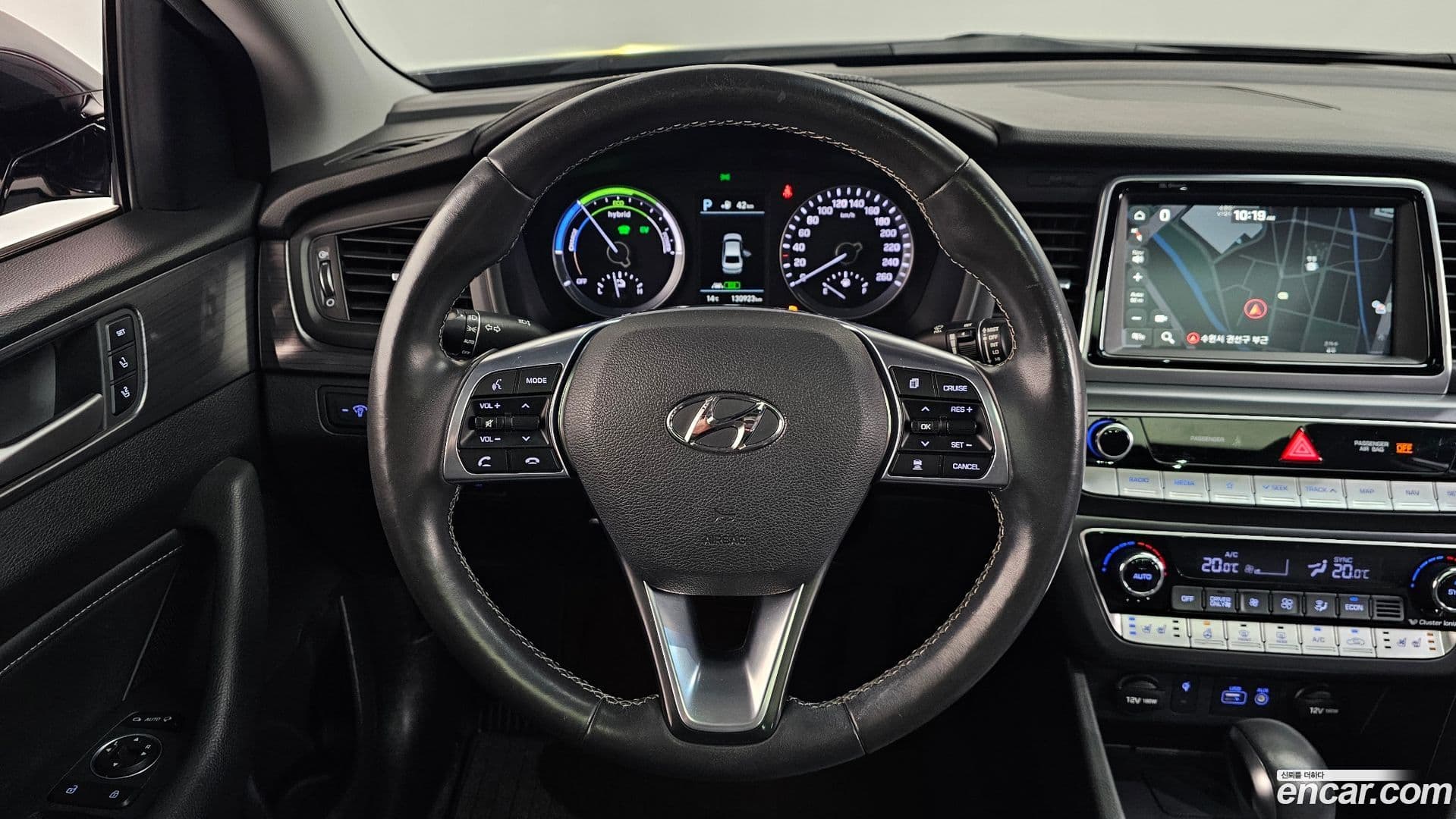 Main__Slider__Photo:Sonata Hyundai 2017.5-12
