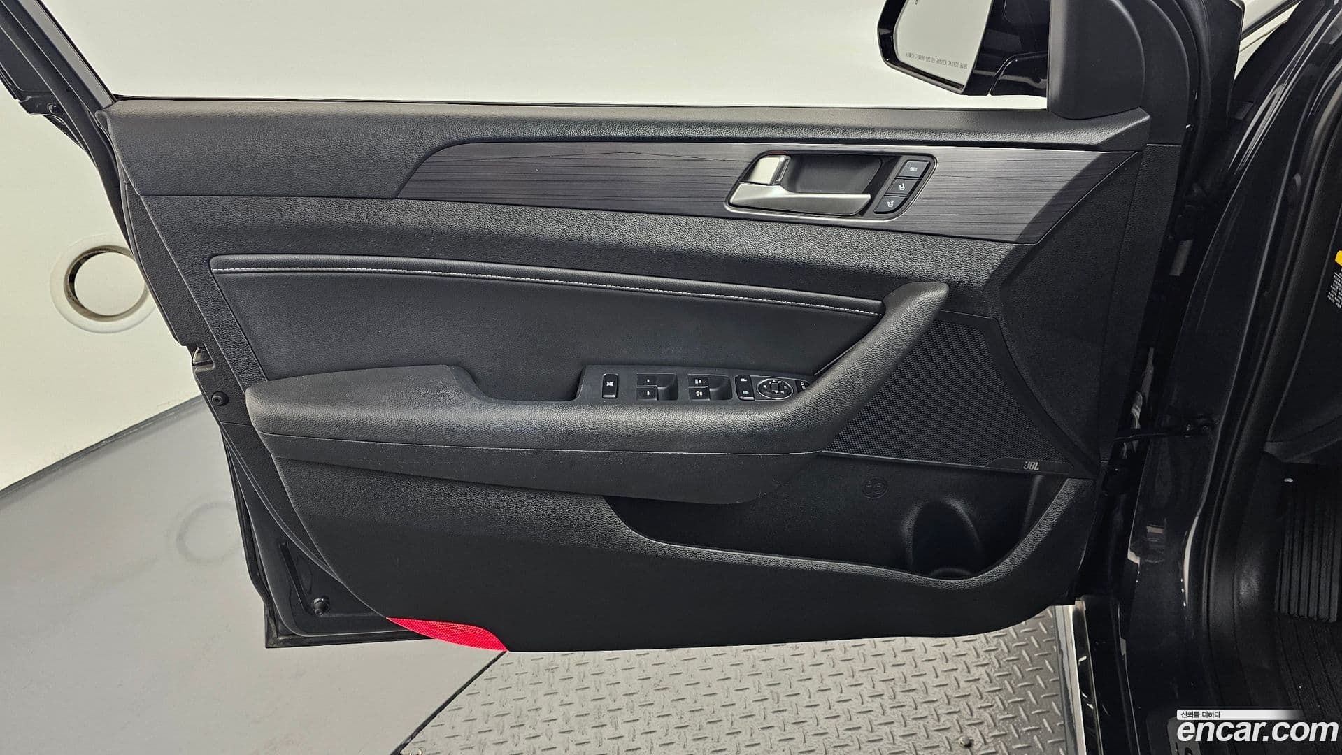 Main__Slider__Photo:Sonata Hyundai 2017.5-23