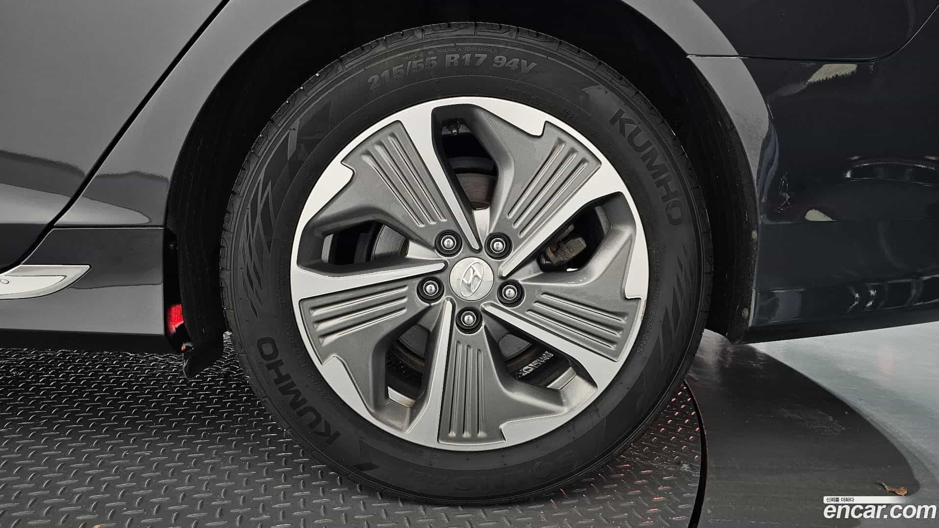 Sonata Hyundai 2017.5-OPTION-041