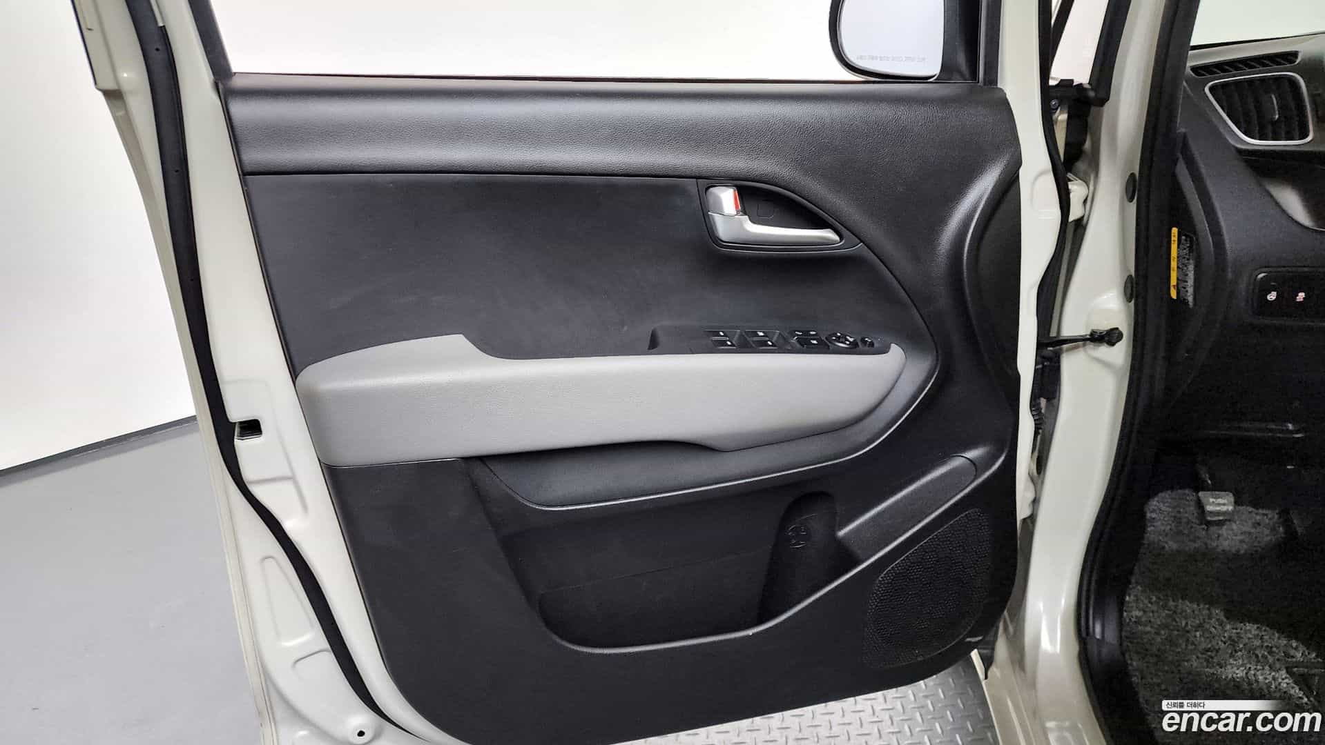 RAY Kia 2020.6-INNER-034