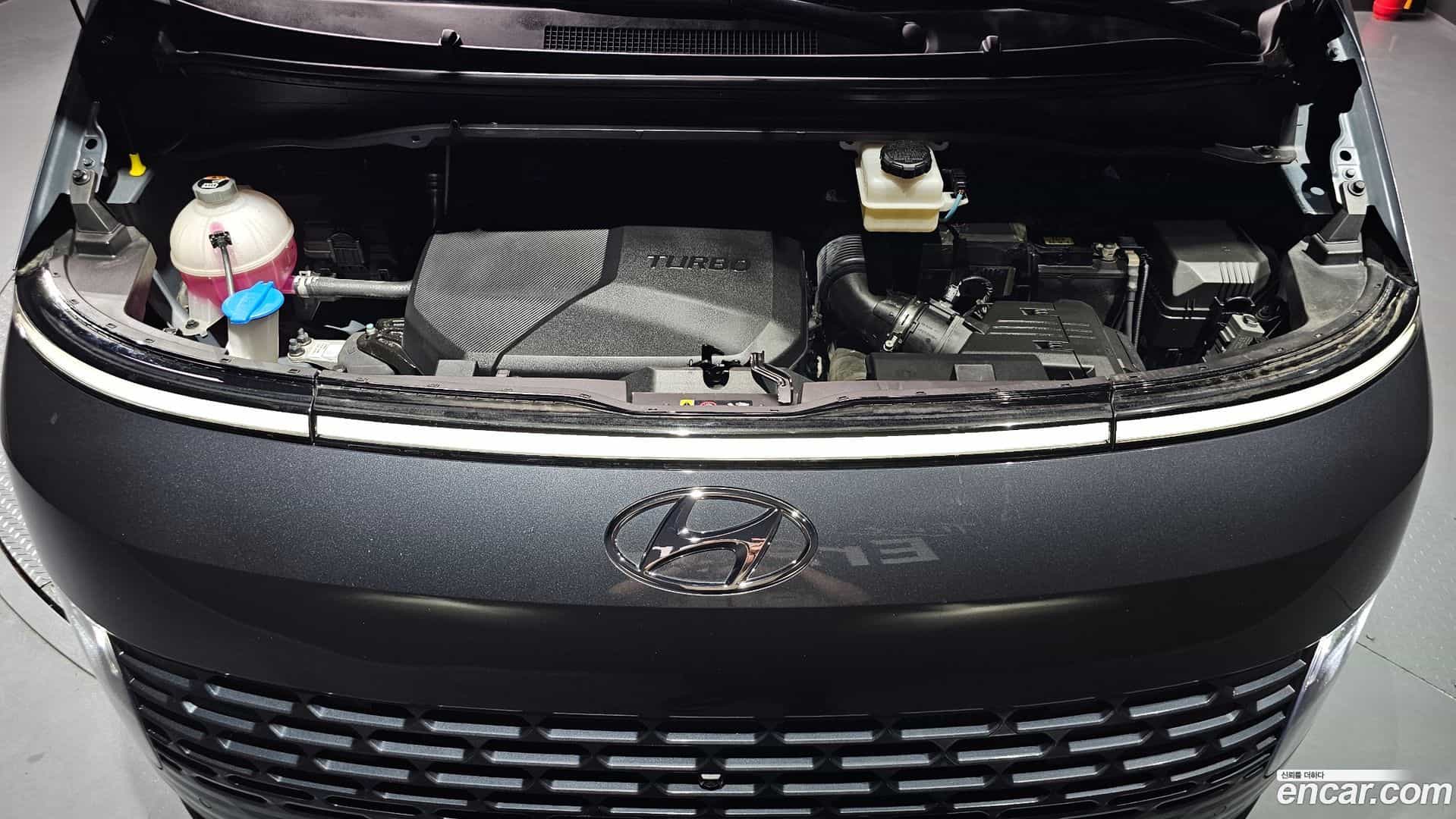 Staria Hyundai 2023.2-OUTER-006