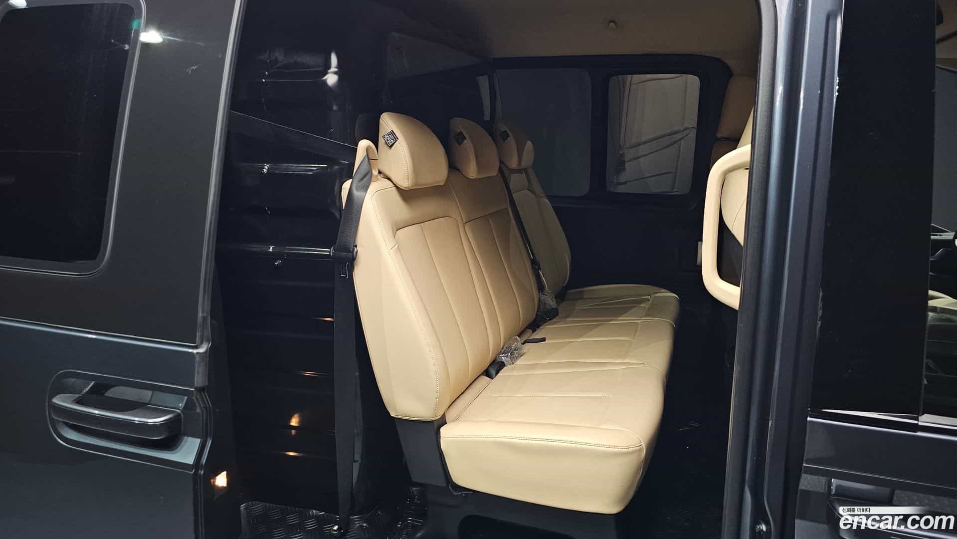 Staria Hyundai 2023.2-INNER-036