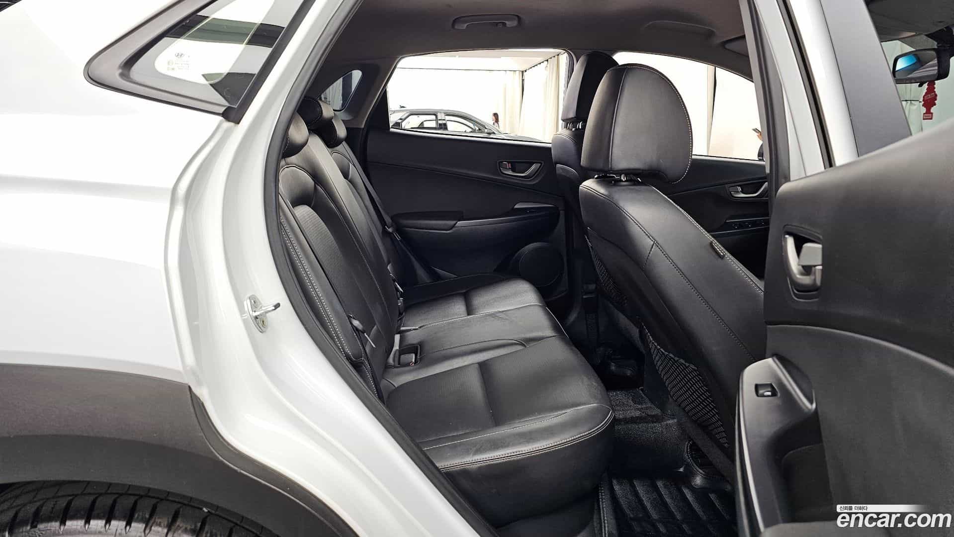 Kona Hyundai 2018.7-OPTION-016