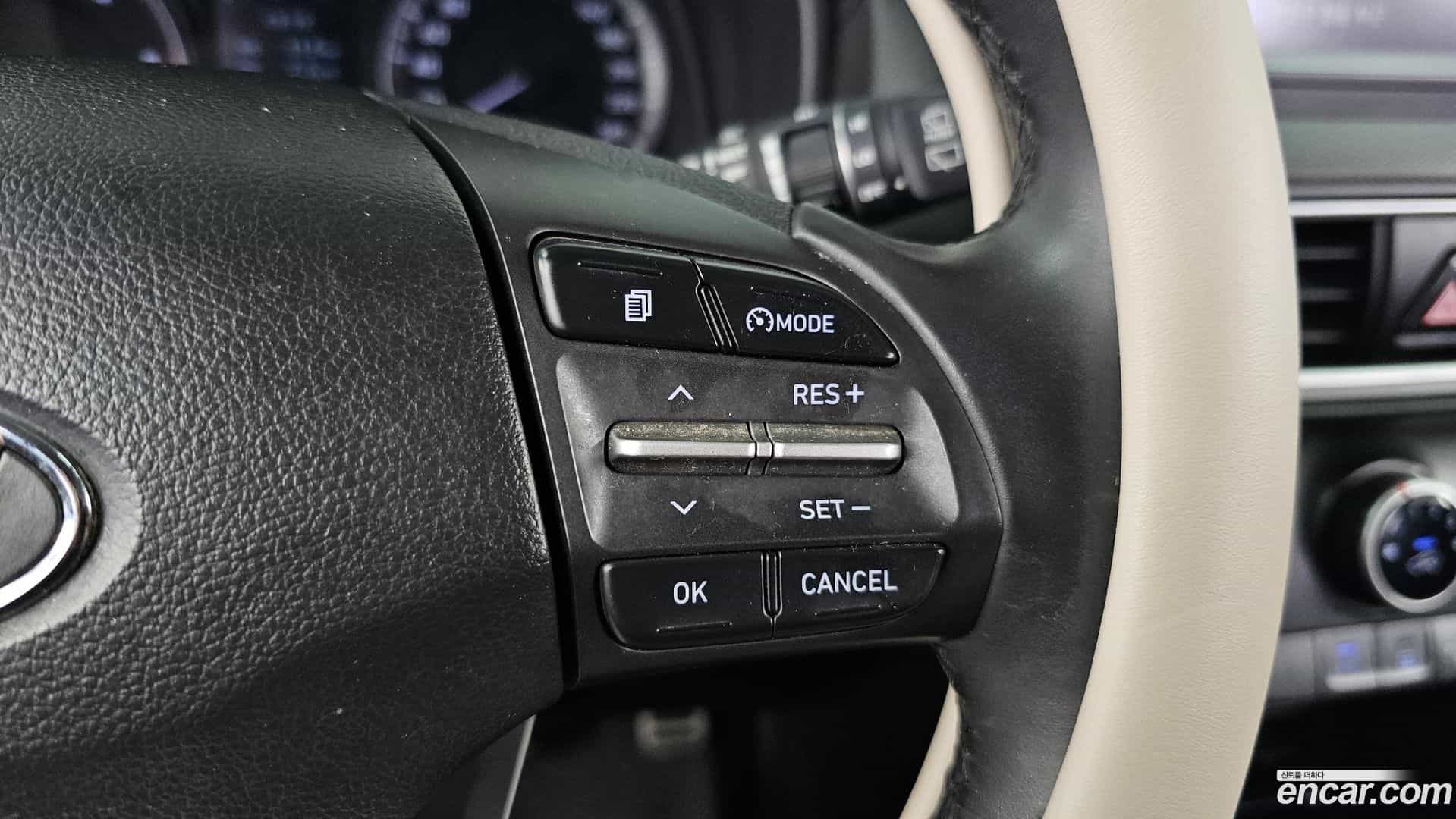Kona Hyundai 2018.7-OPTION-041