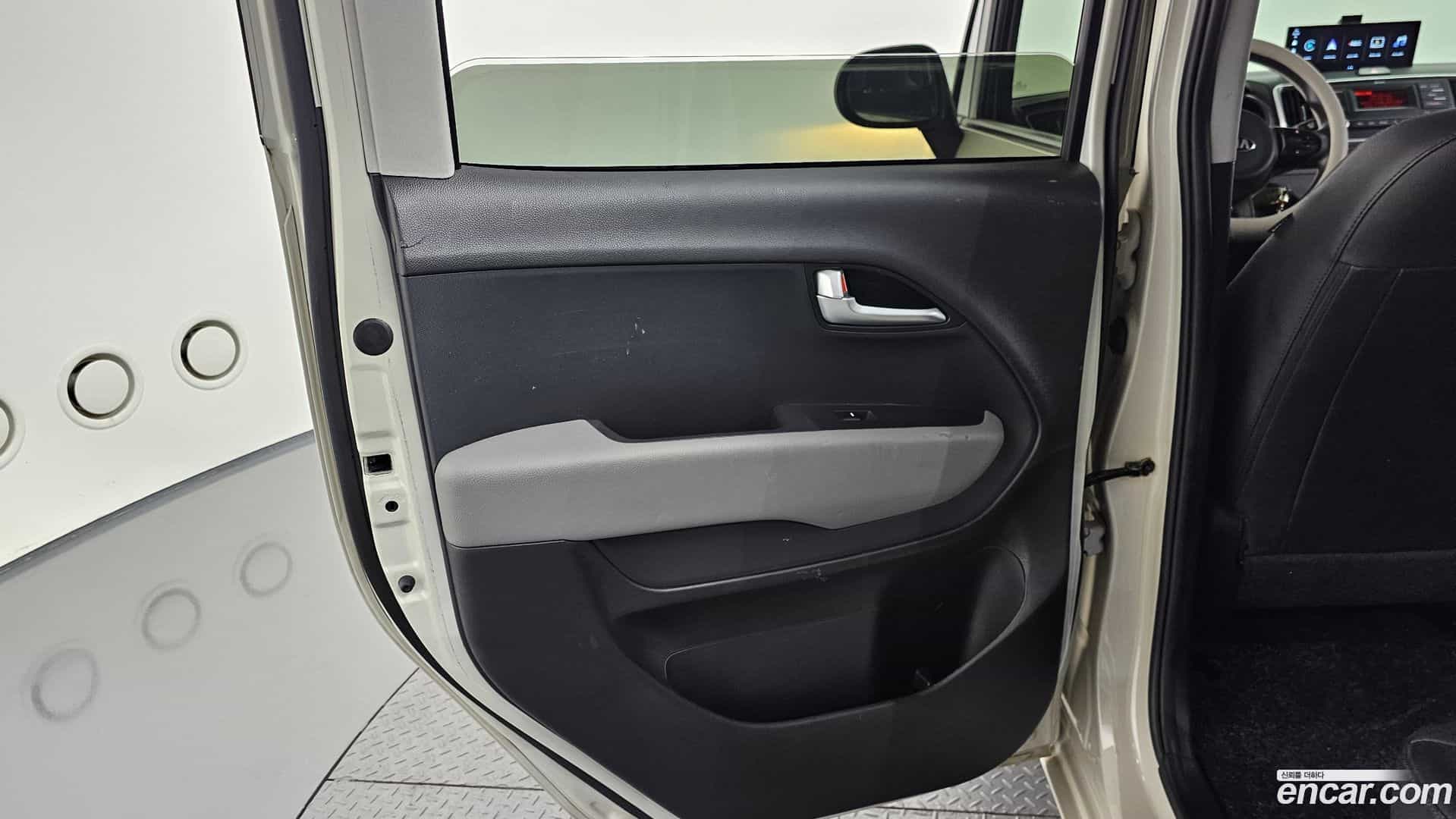 RAY Kia 2021.3-INNER-035