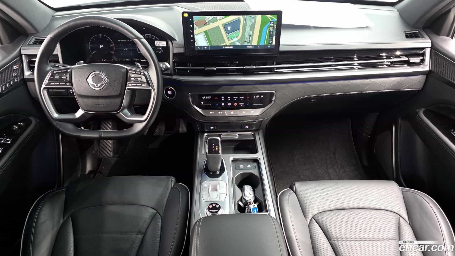 Rexton KG Mobility 2023.8-INNER-007