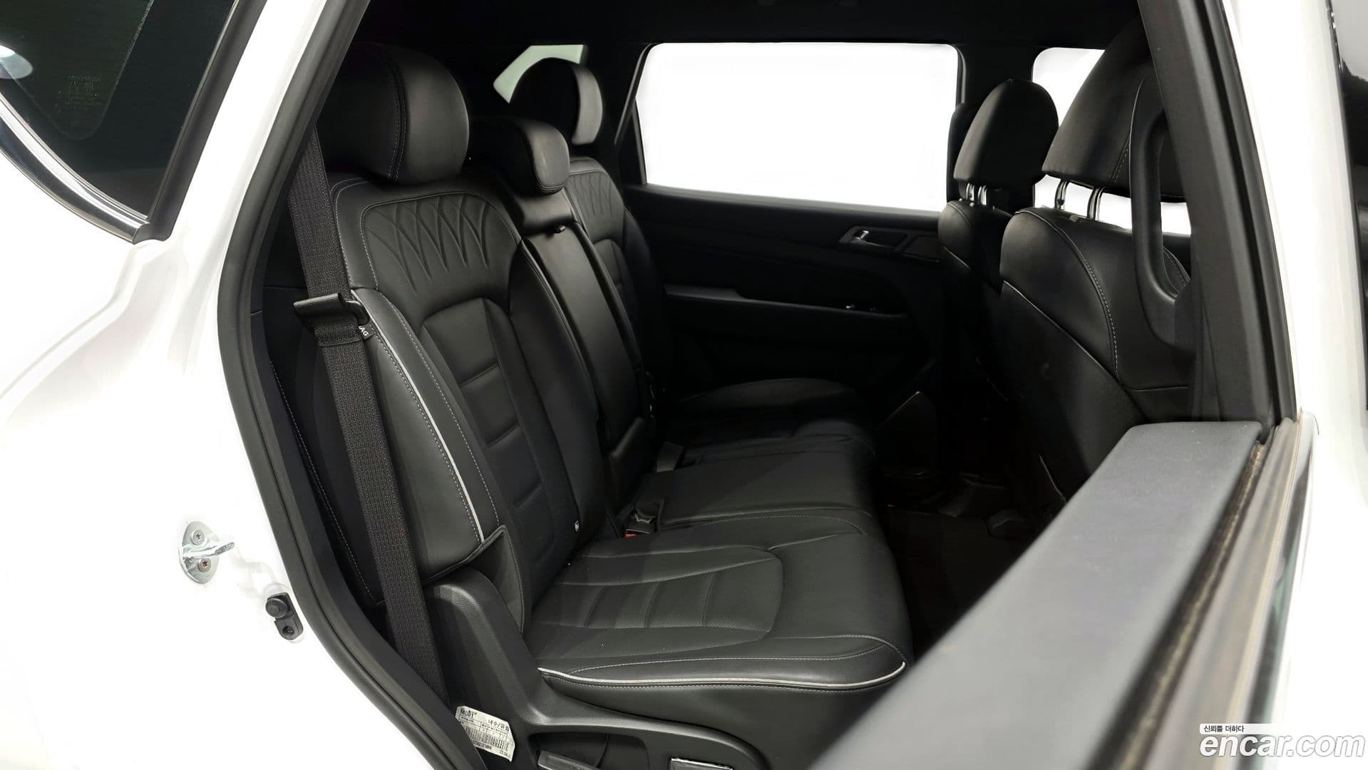 Main__Slider__Photo:Rexton KG Mobility 2023.8-10