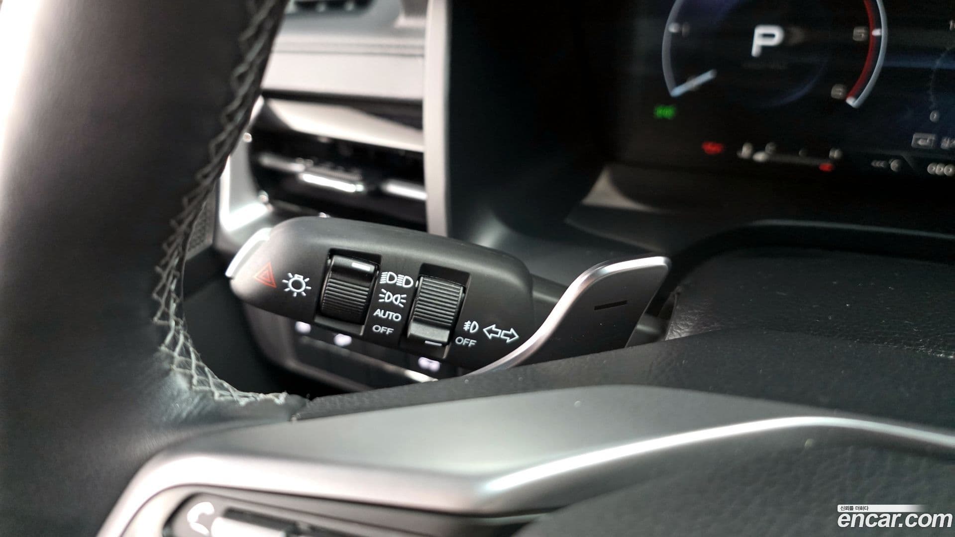 Main__Slider__Photo:Rexton KG Mobility 2023.8-16