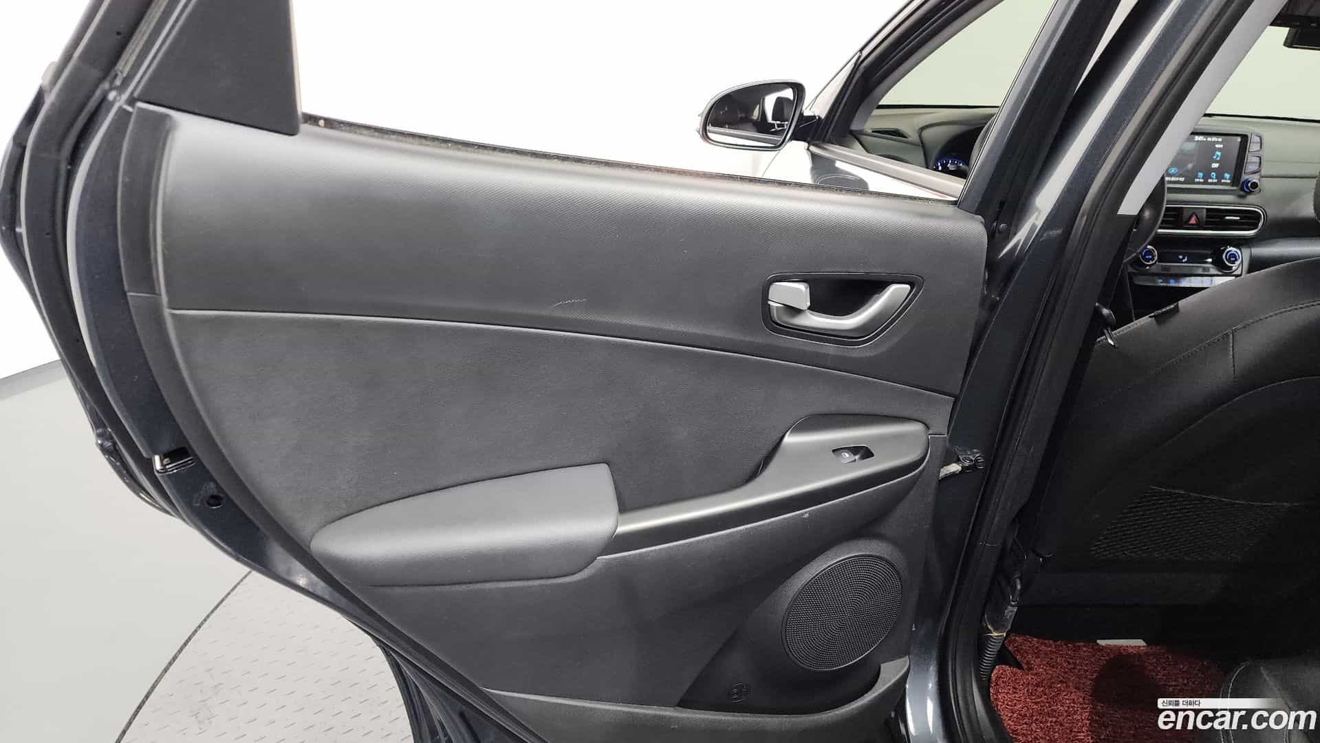 Kona Hyundai 2019.8-INNER-035