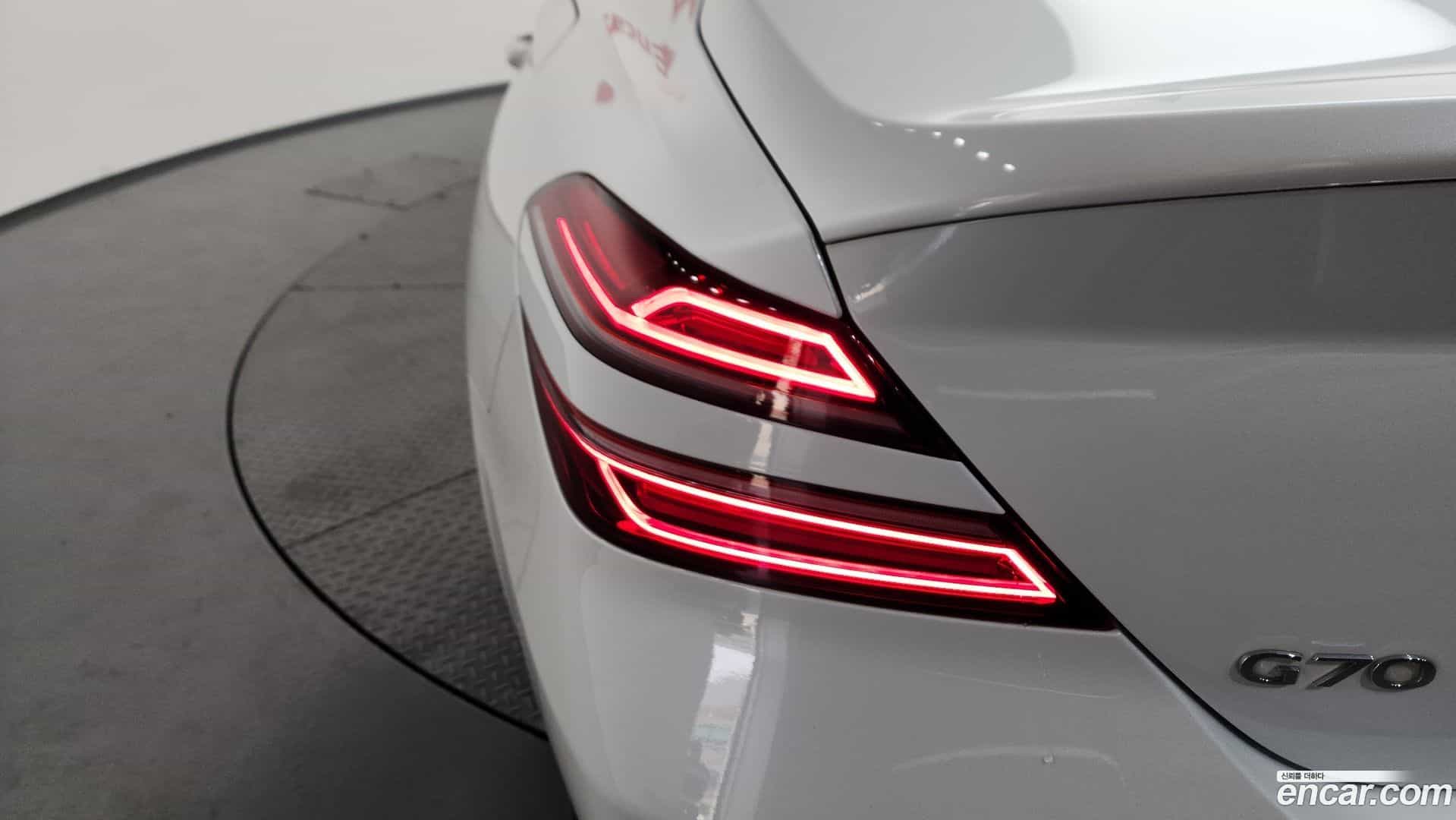 G70 Genesis 2021.4-OUTER-033