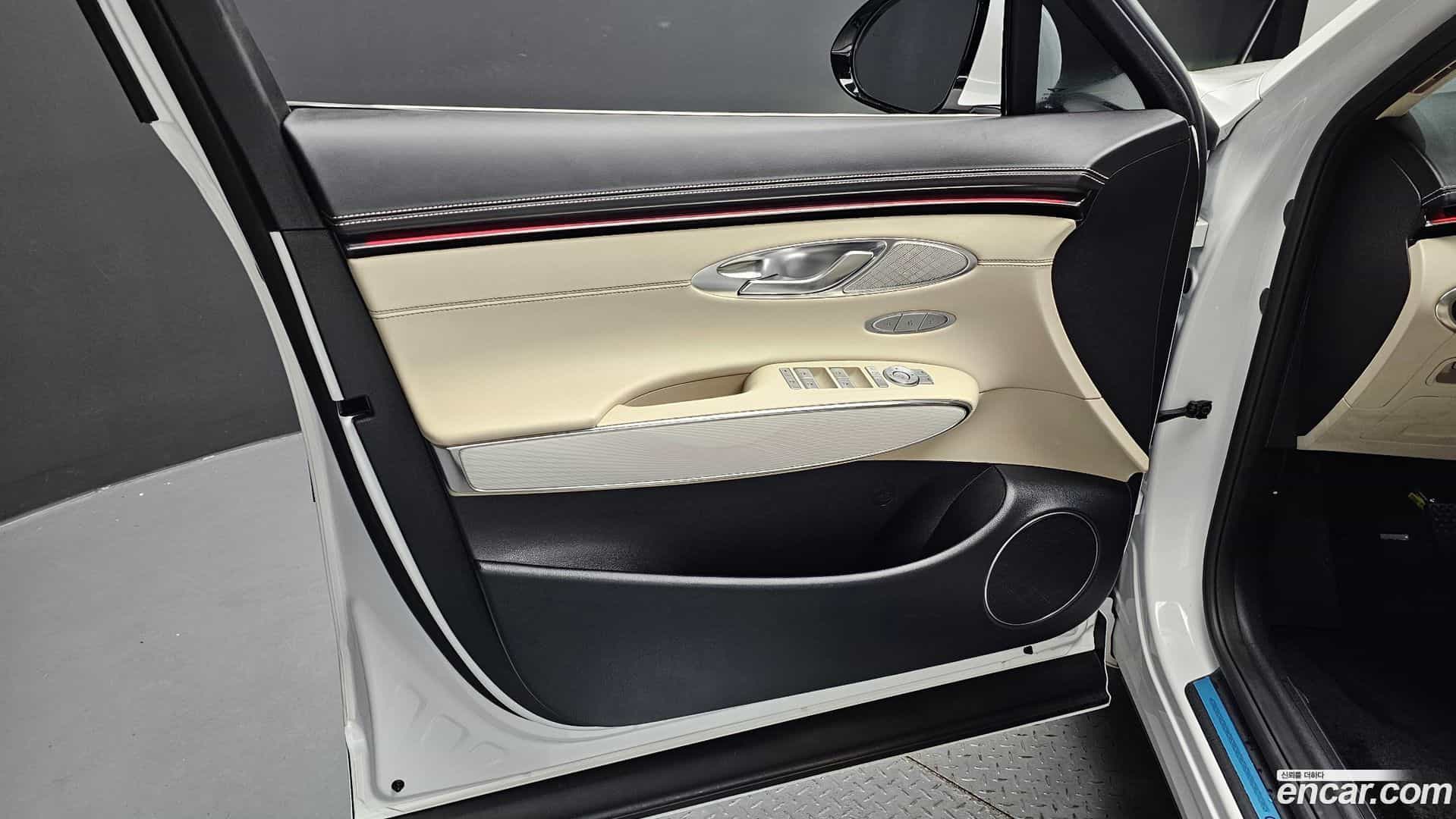 GV70 Genesis 2025.0-INNER-034
