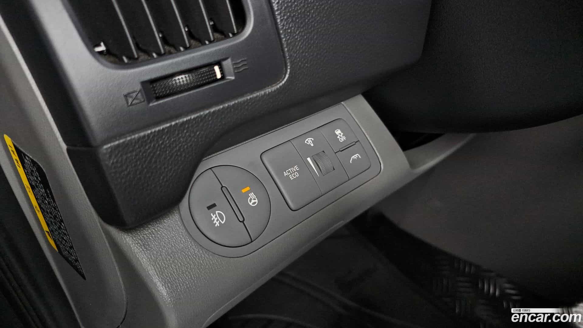 Starex Hyundai 2018.6-OPTION-024