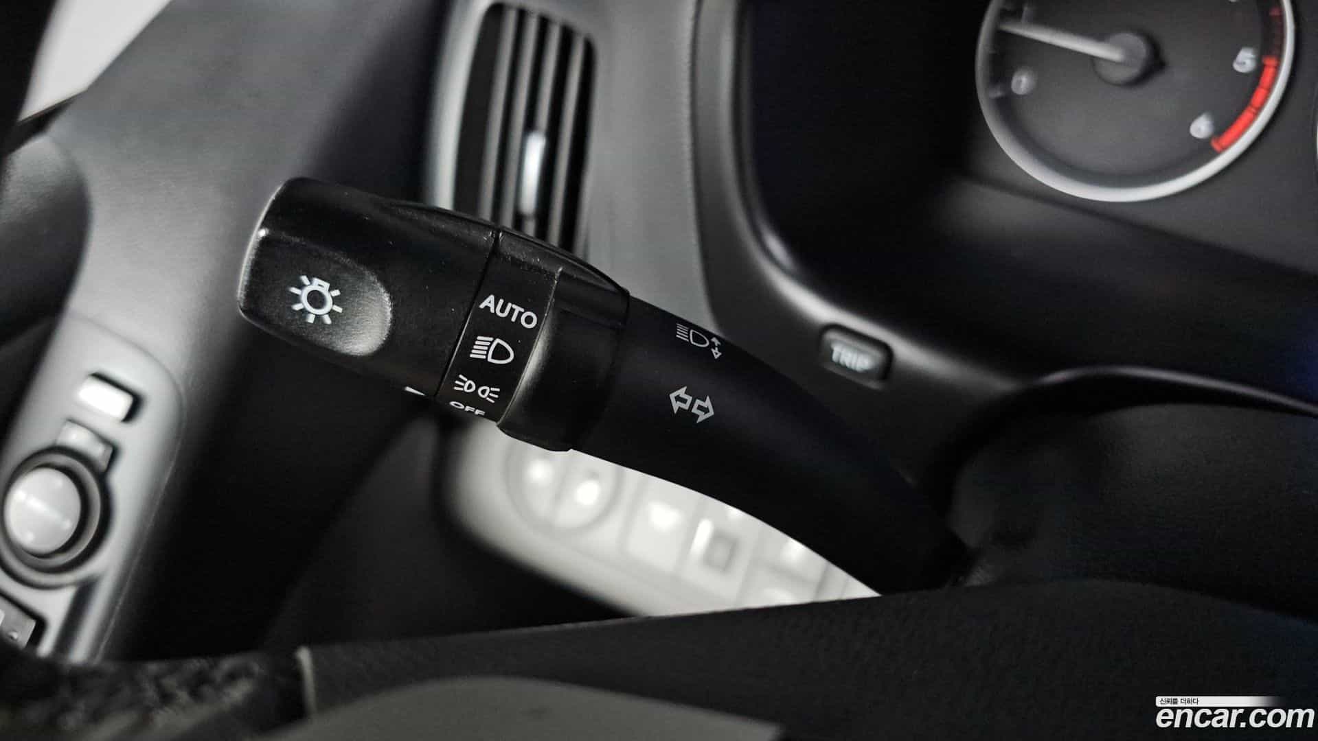 Starex Hyundai 2018.6-OPTION-043