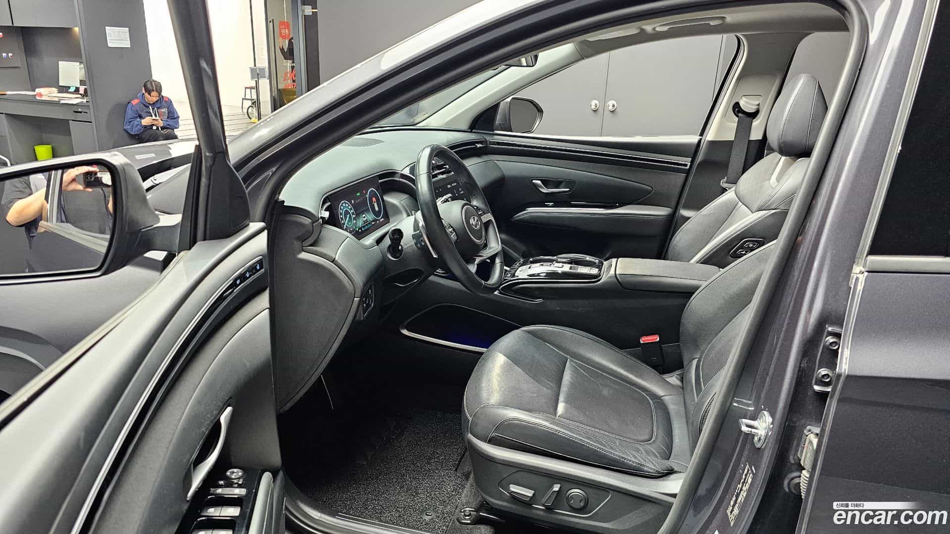 Tucson Hyundai 2021.1-INNER-010