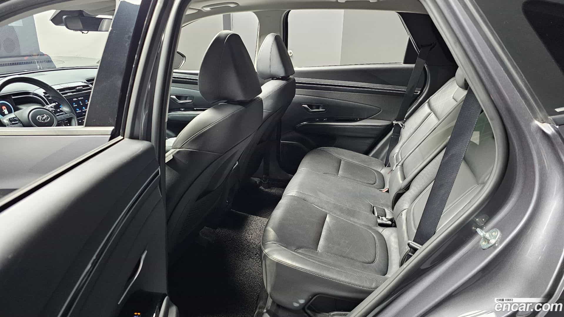 Tucson Hyundai 2021.1-INNER-036