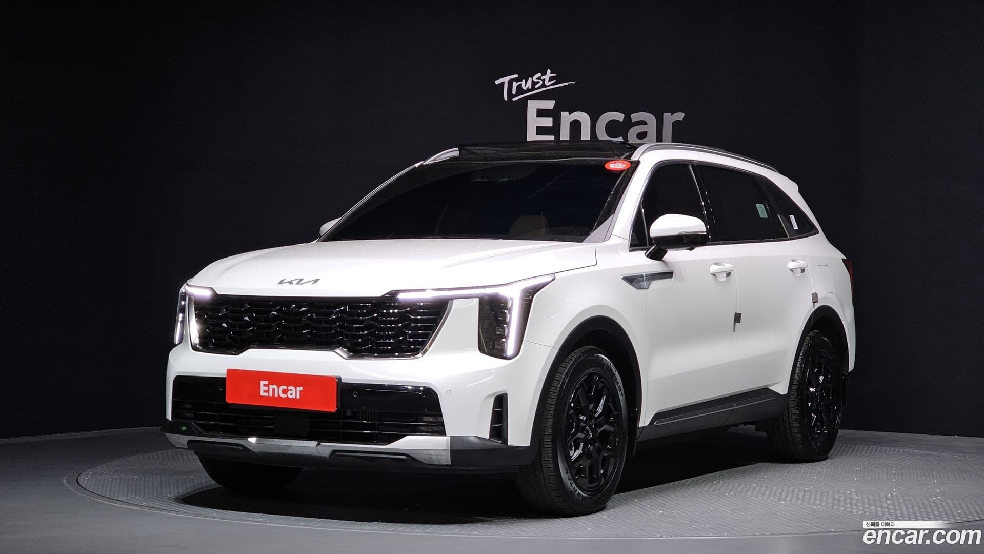Main__Slider__Photo:Sorento Kia 2025.5-0