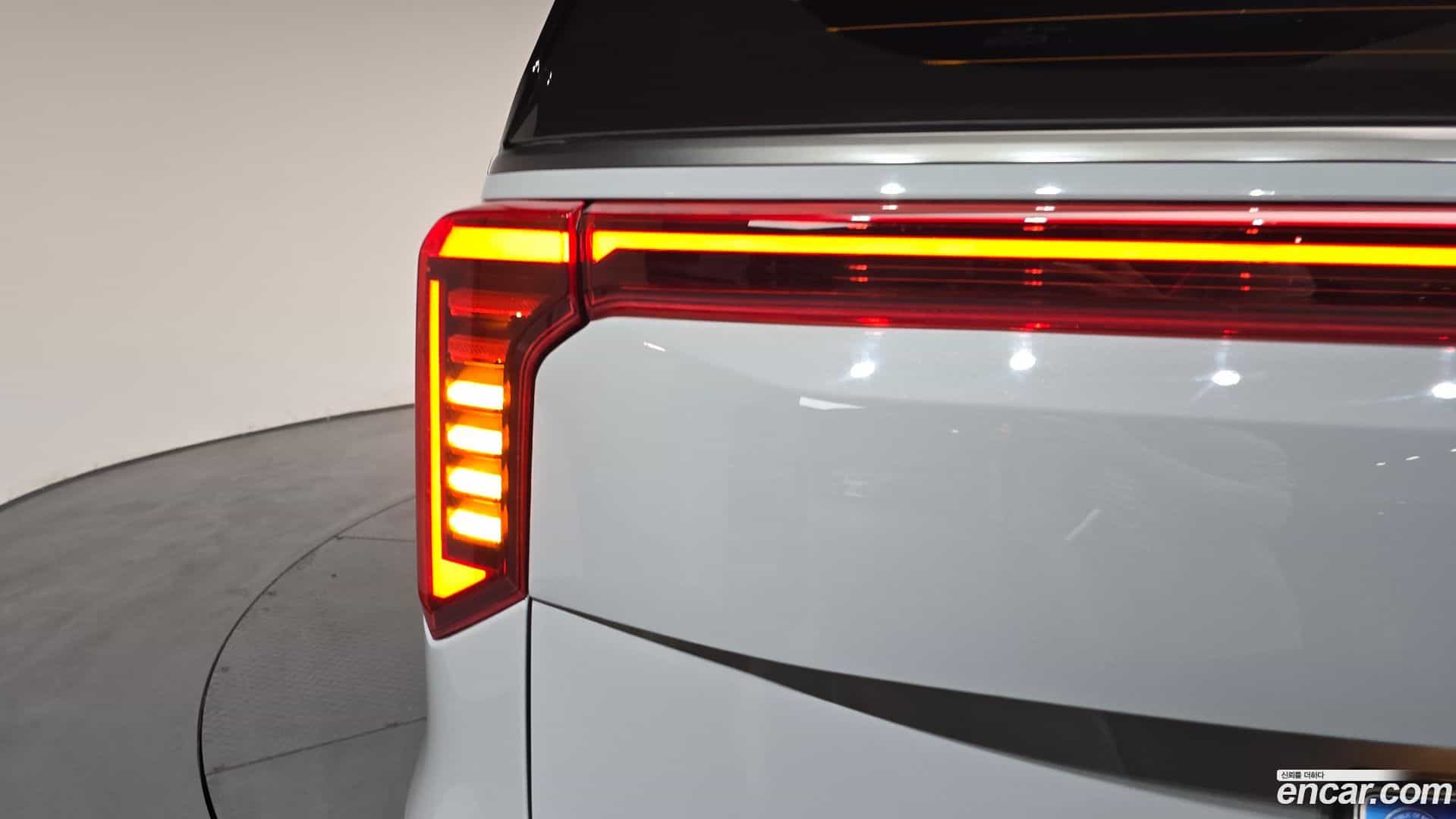 Canival Kia 2025.8-OUTER-033
