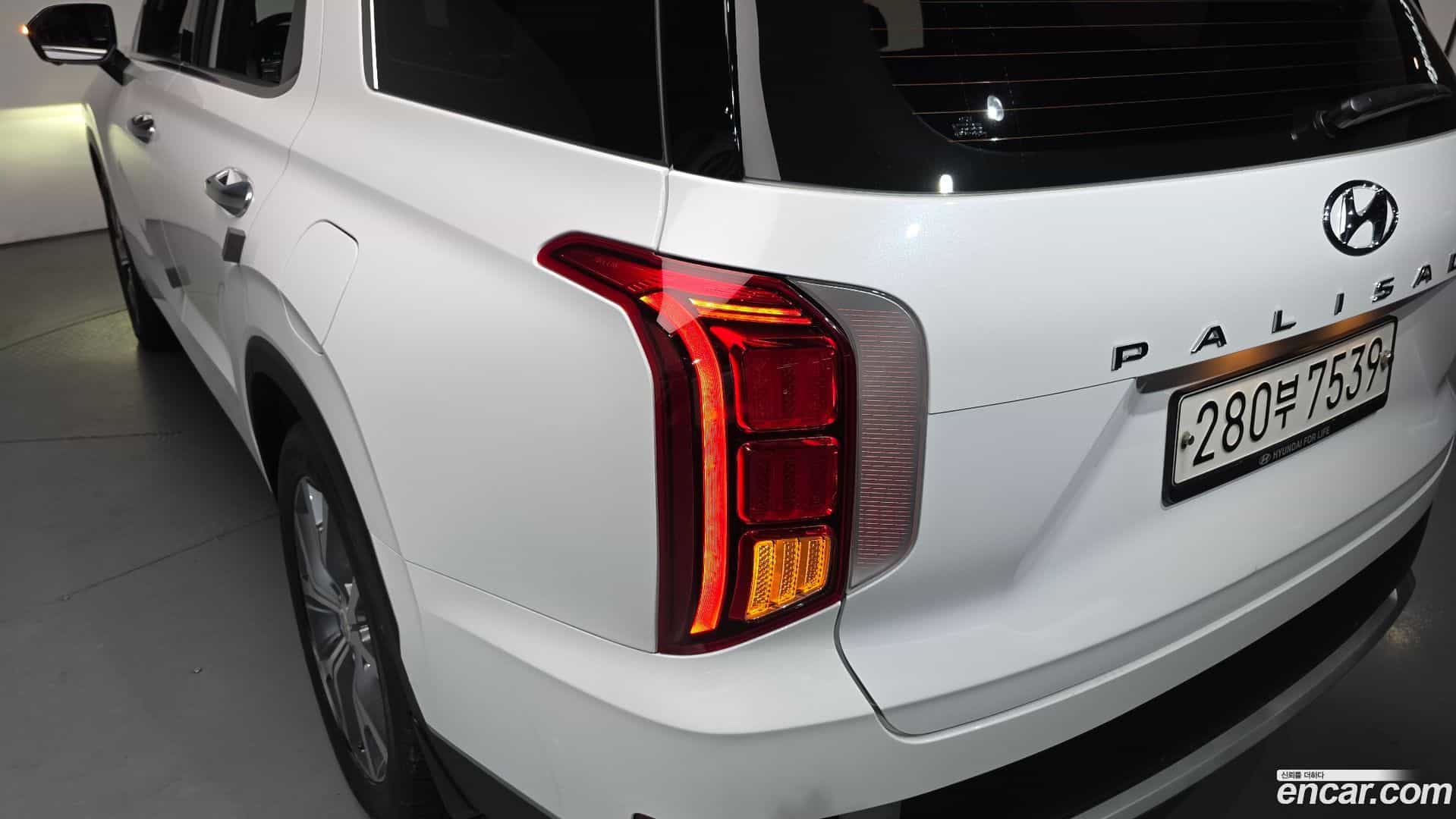 Palisade Hyundai 2020.0-OUTER-033