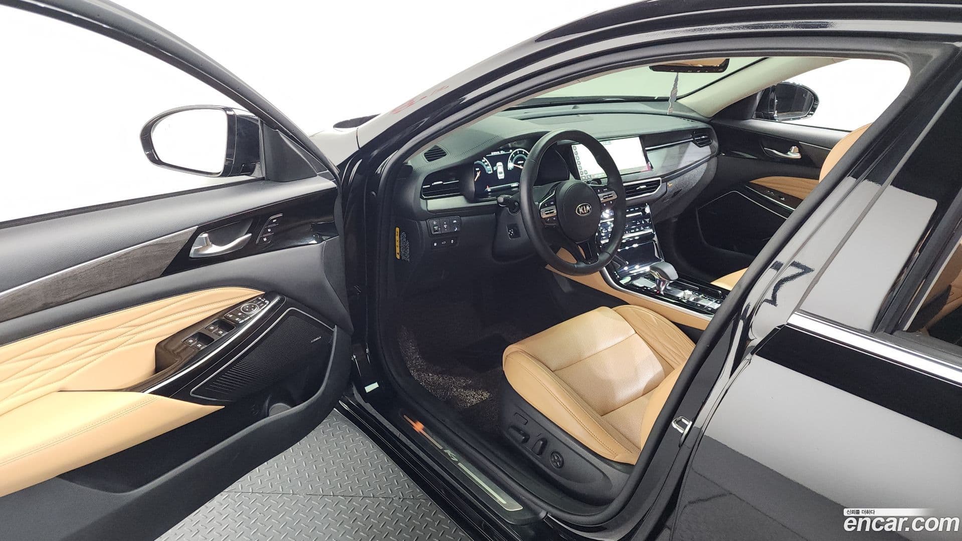 Main__Slider__Photo:K7 Kia 2019.8-9
