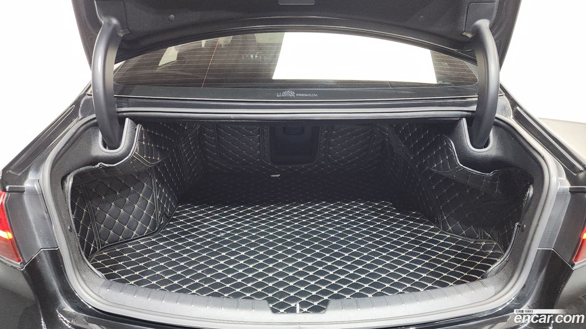 Main__Slider__Photo:K7 Kia 2019.8-18