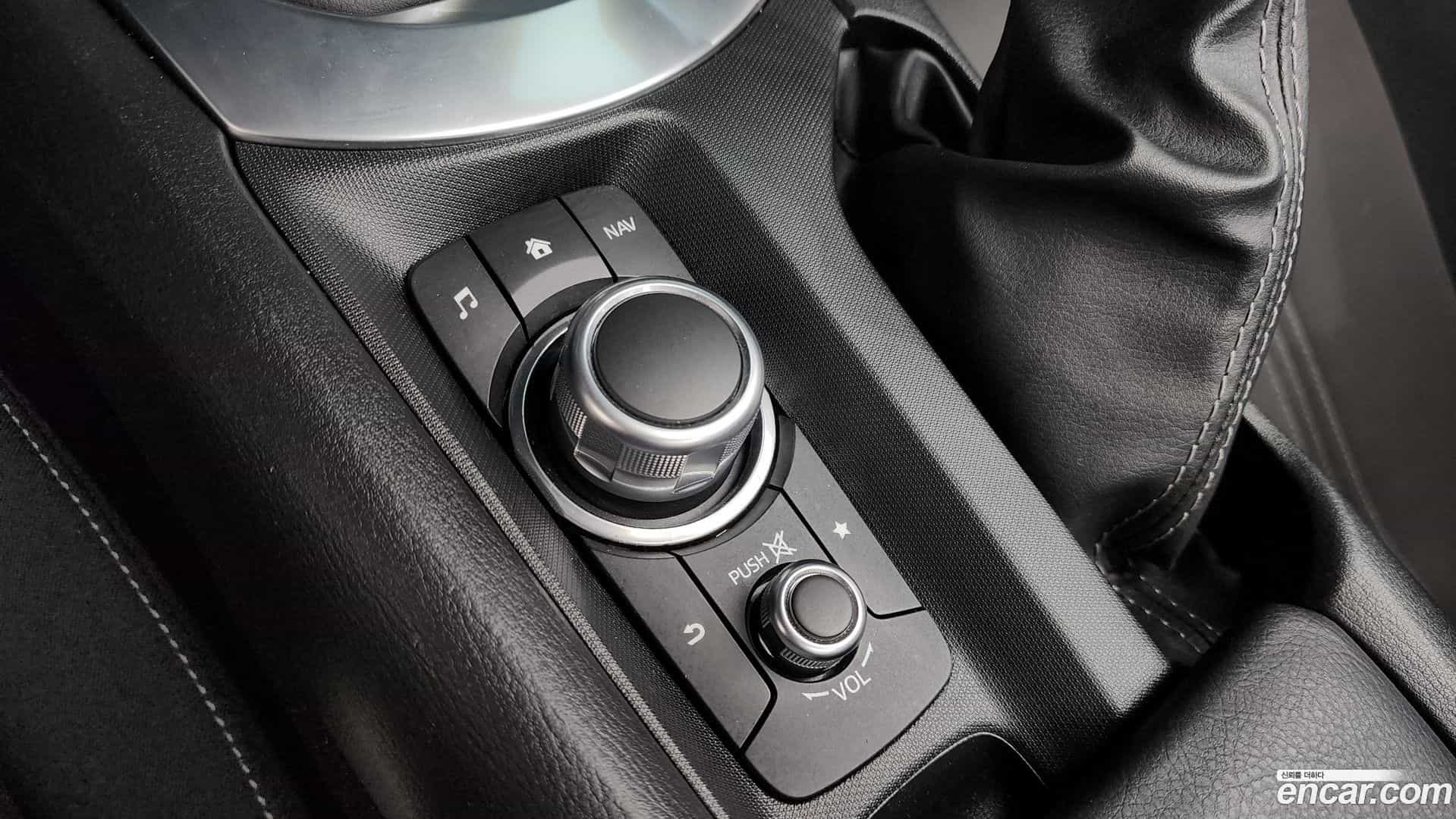 MX-5 Miata Mazda 2021.1-OPTION-020