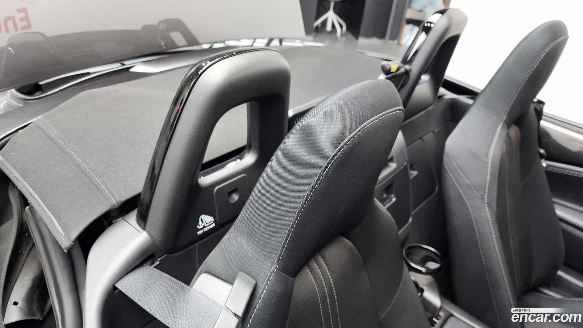 MX-5 Miata Mazda 2021.1-OPTION-044