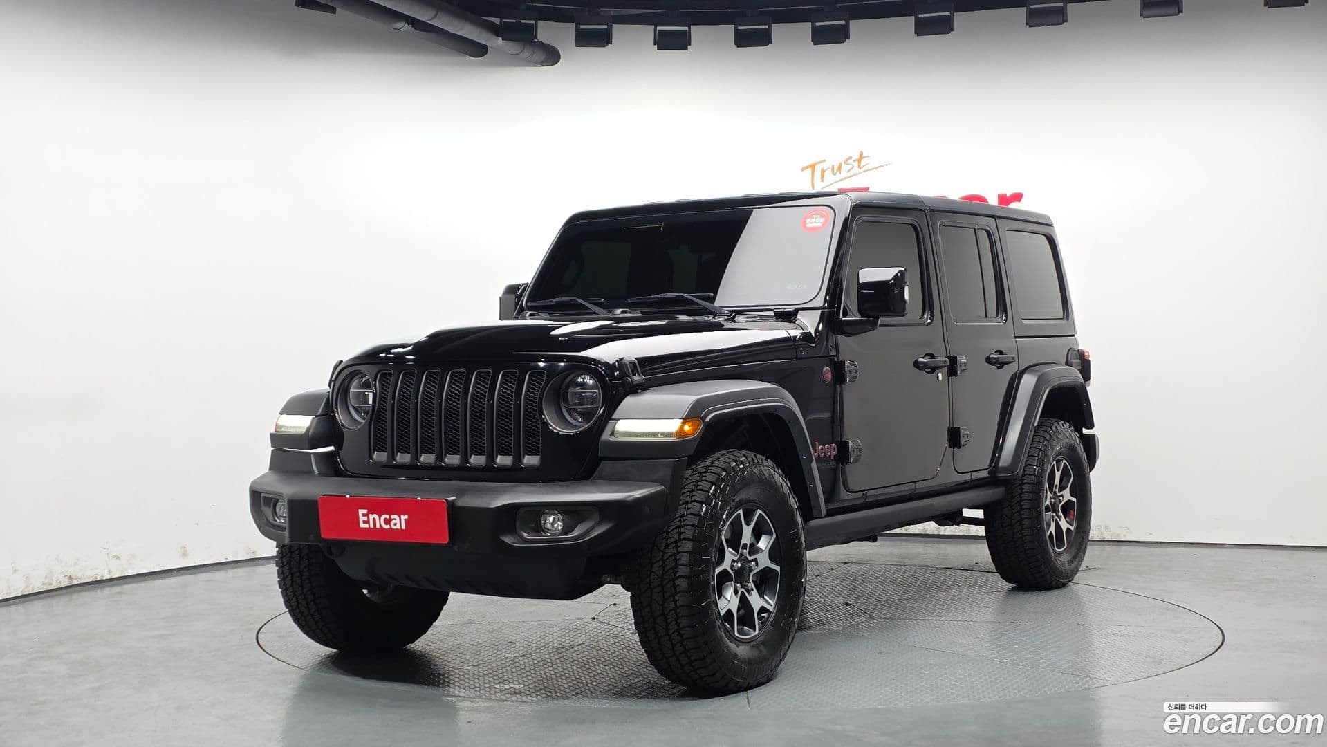 Main__Slider__Photo:Wrangler Jeep 2022.3-0