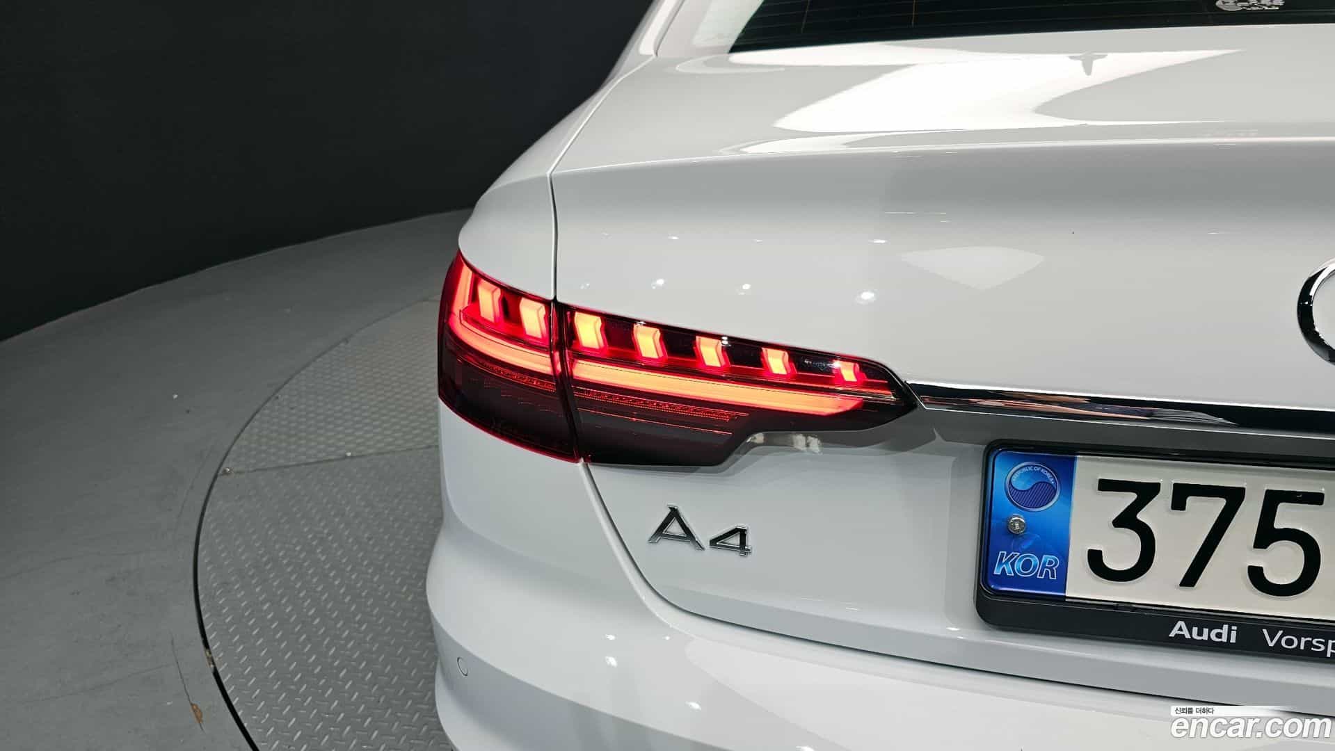 A4 Audi 2021.10-OUTER-033