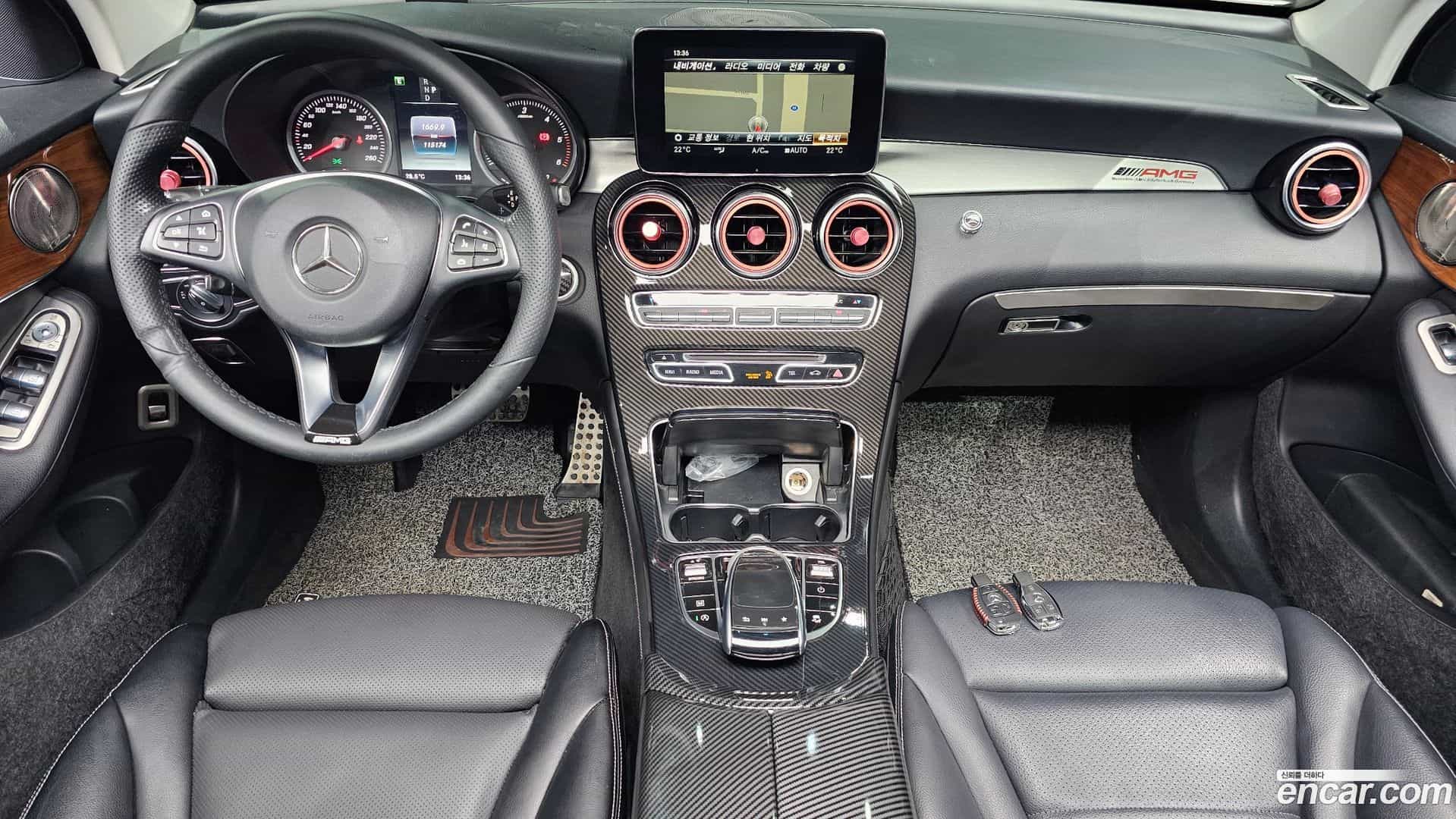GLC-Class Mercedes-Benz 2018.5-INNER-007