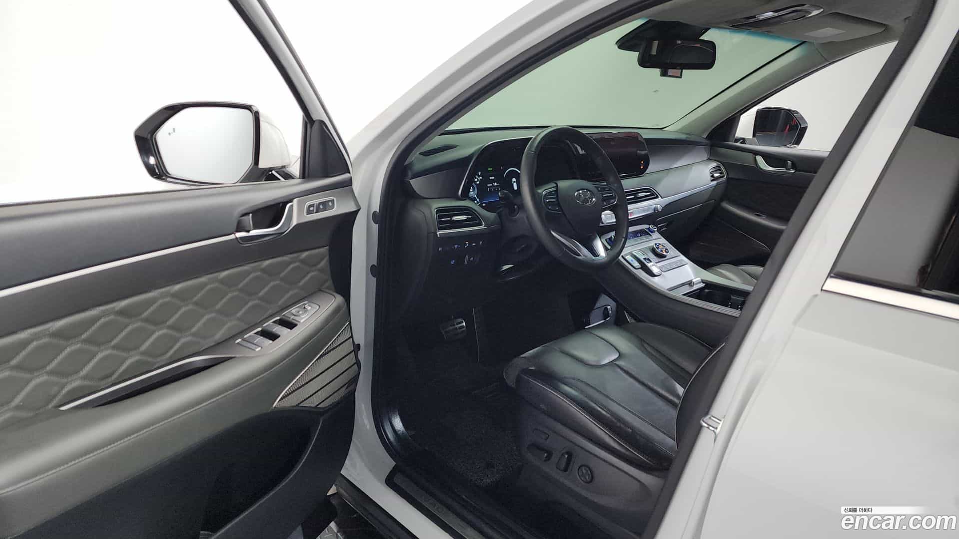 Palisade Hyundai 2021.0-INNER-010