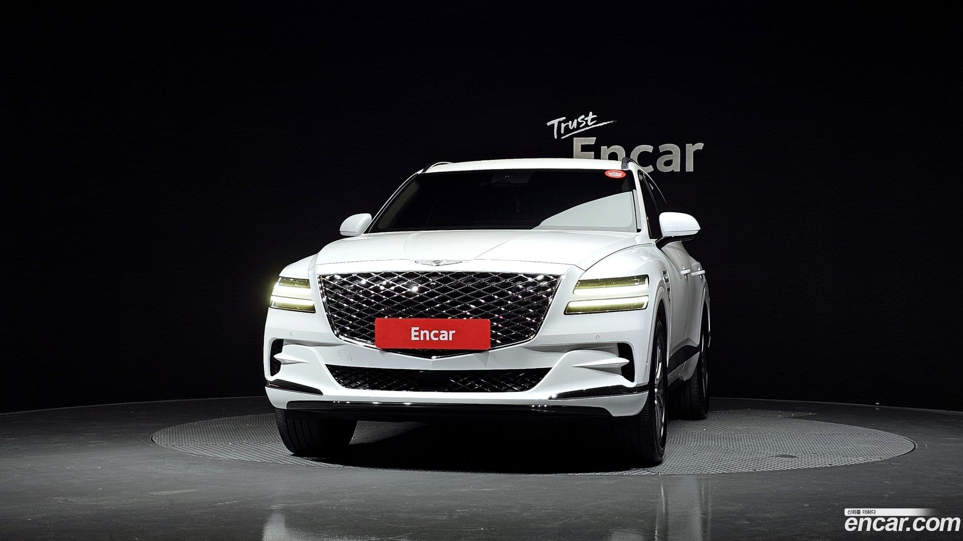 Main__Slider__Photo:GV80 Genesis 2020.3-2