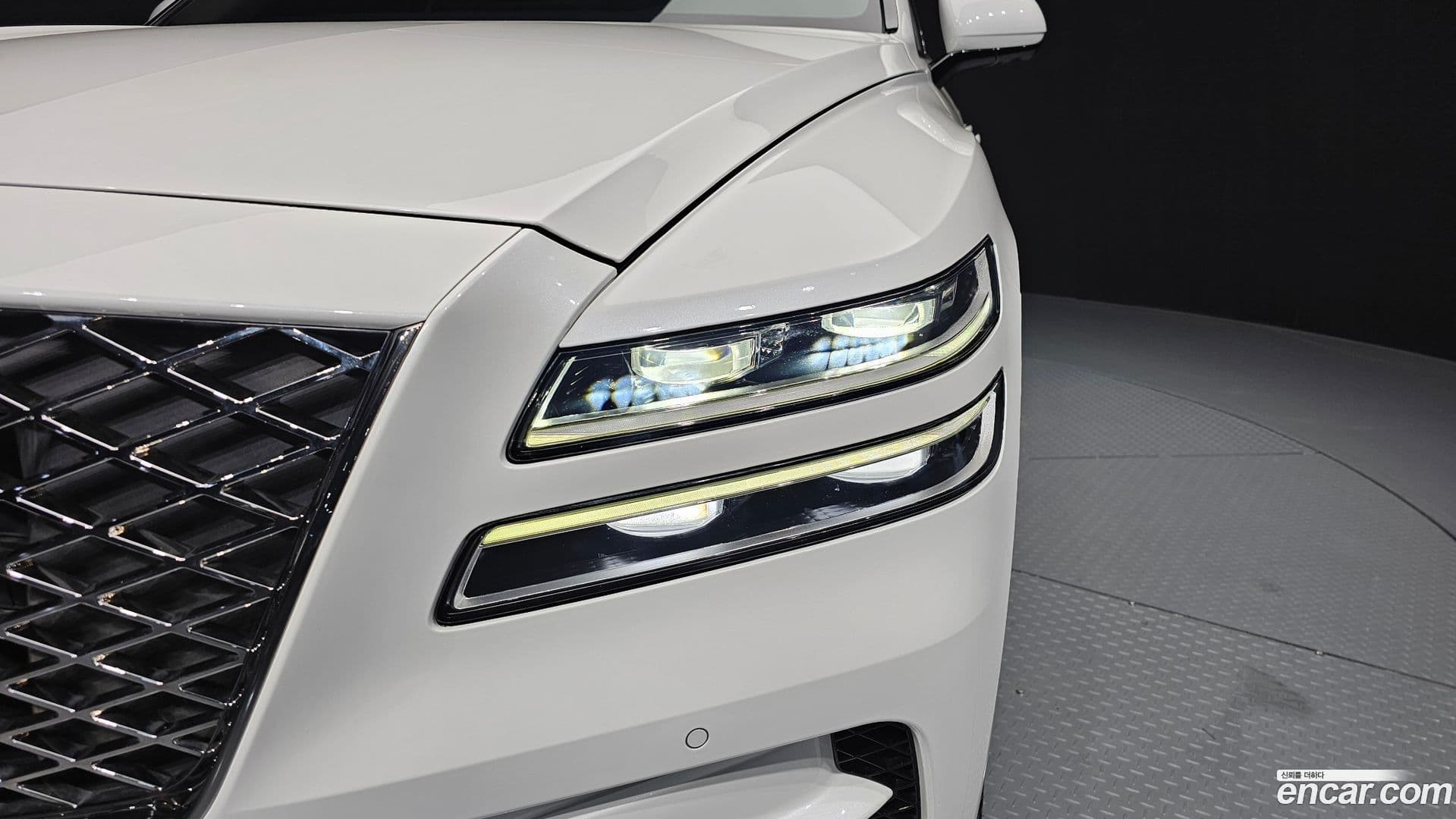 Main__Slider__Photo:GV80 Genesis 2020.3-21
