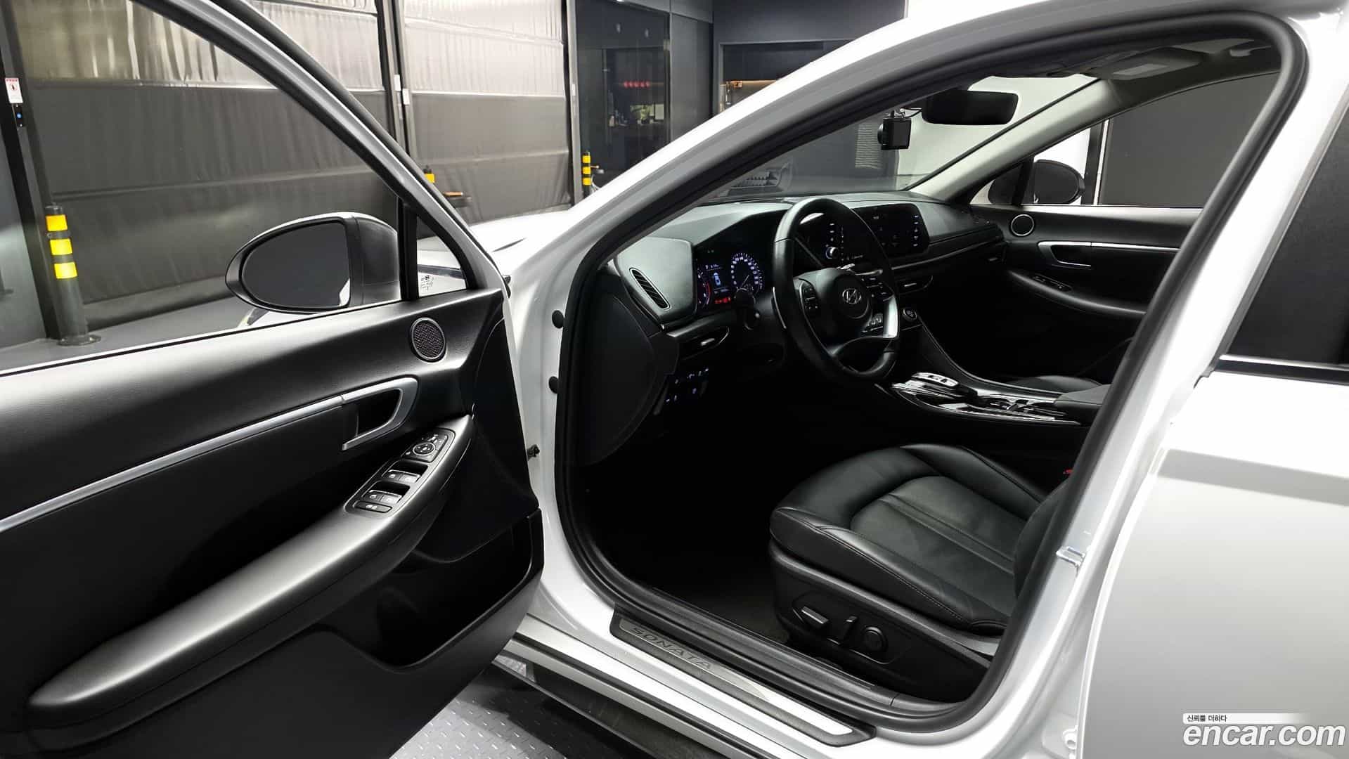 Sonata Hyundai 2021.2-INNER-010