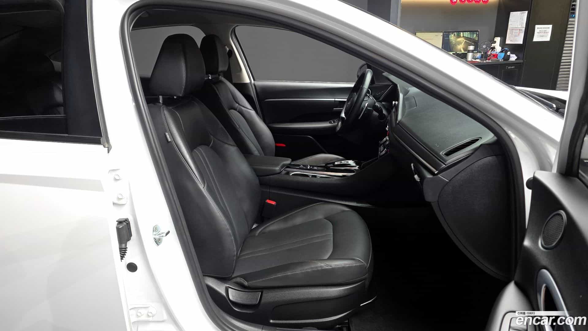 Sonata Hyundai 2021.2-OPTION-015