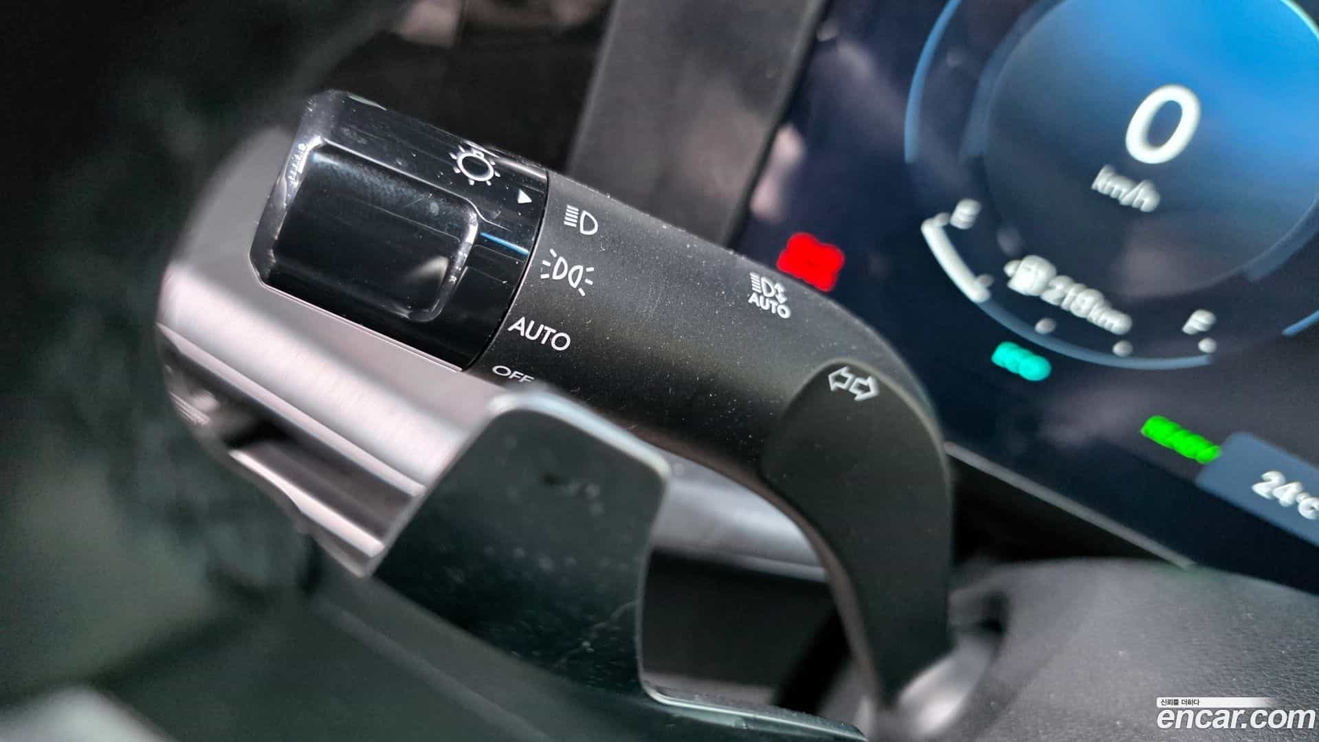 Grandeur Hyundai 2023.6-OPTION-024