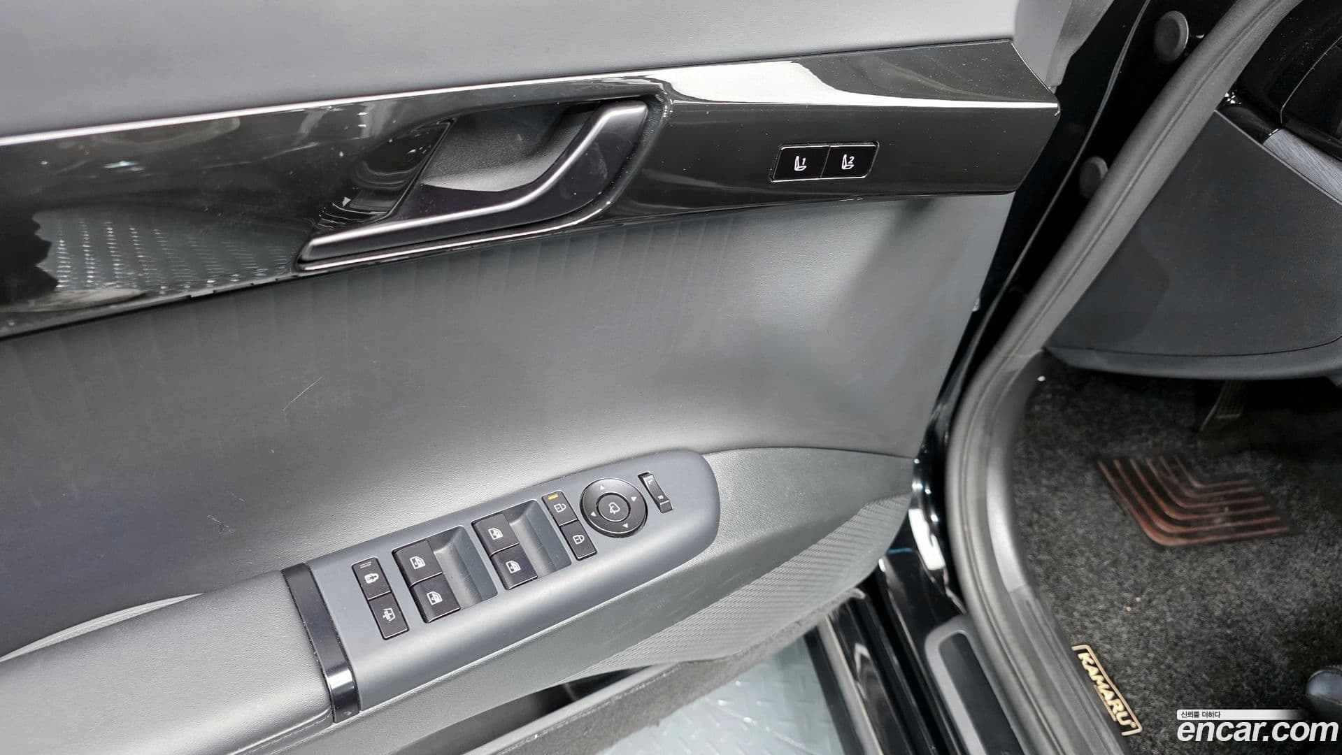 Main__Slider__Photo:Grandeur Hyundai 2023.6-27