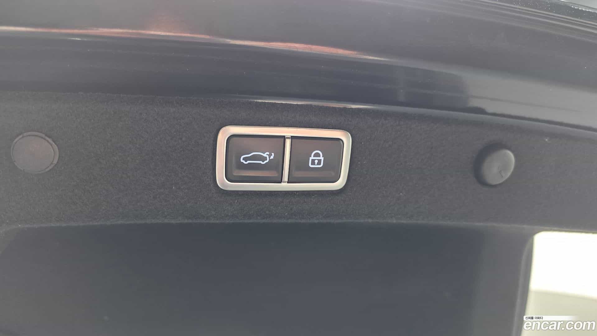 Grandeur Hyundai 2023.6-OPTION-048