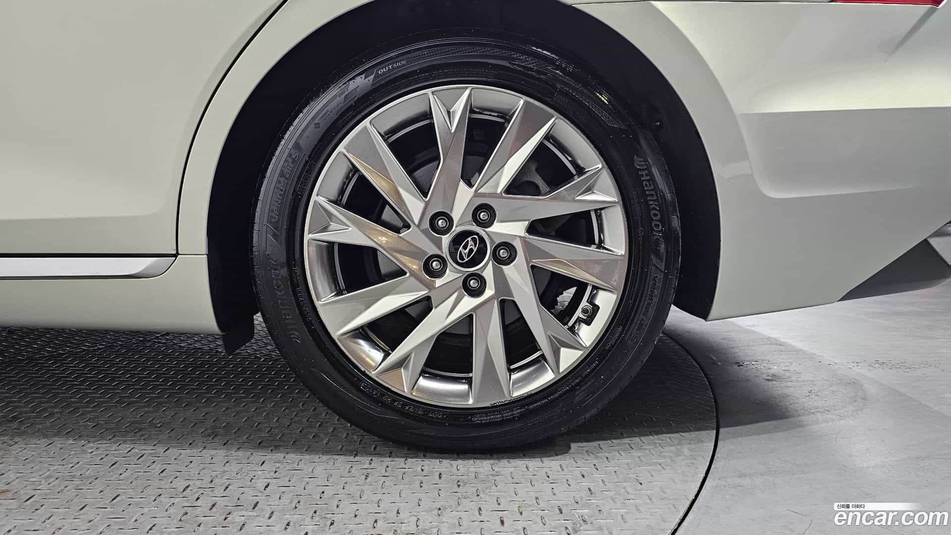 Grandeur Hyundai 2020.10-OUTER-031