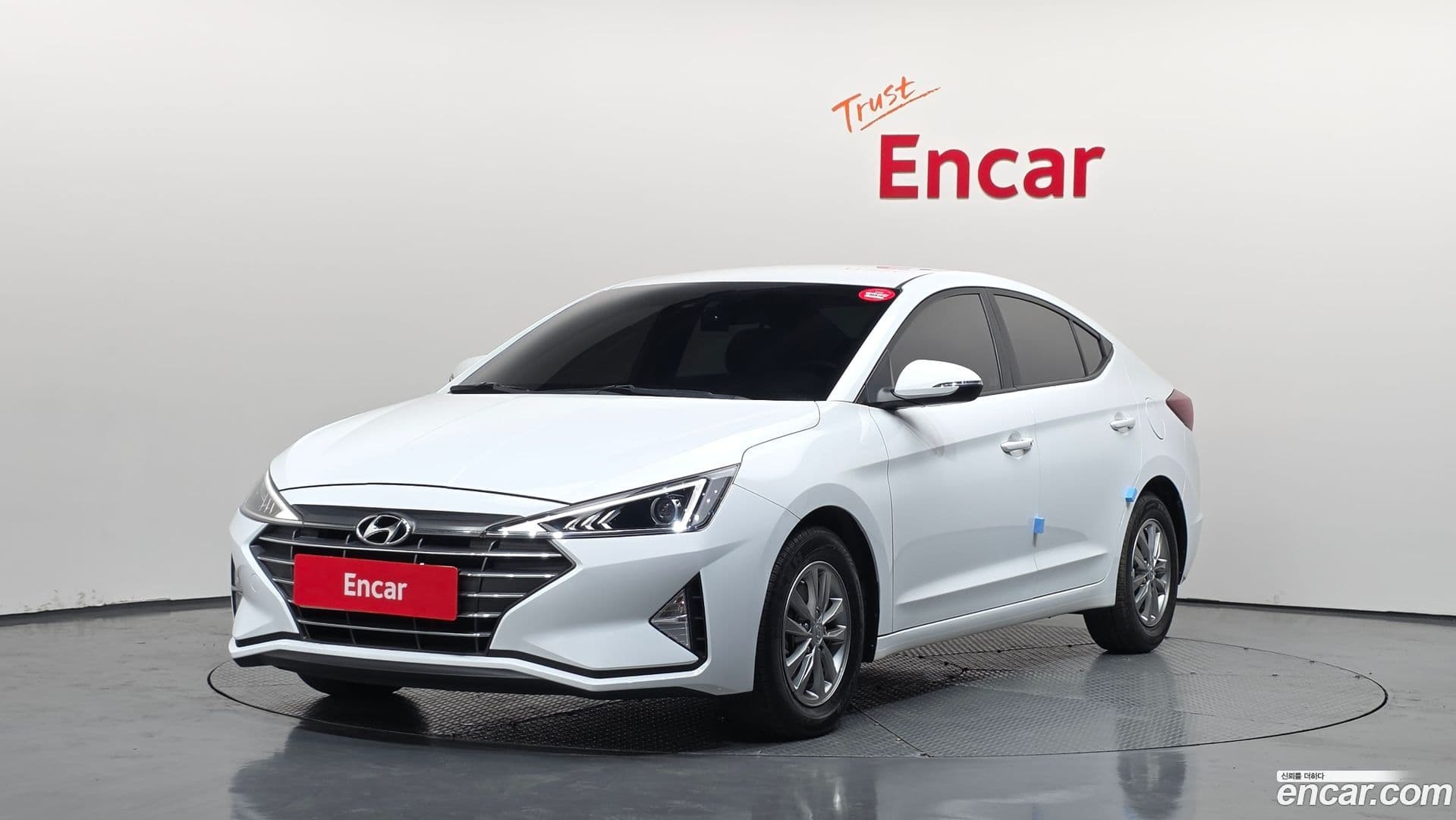 Main__Slider__Photo:AVANTE Hyundai 2019.9-0