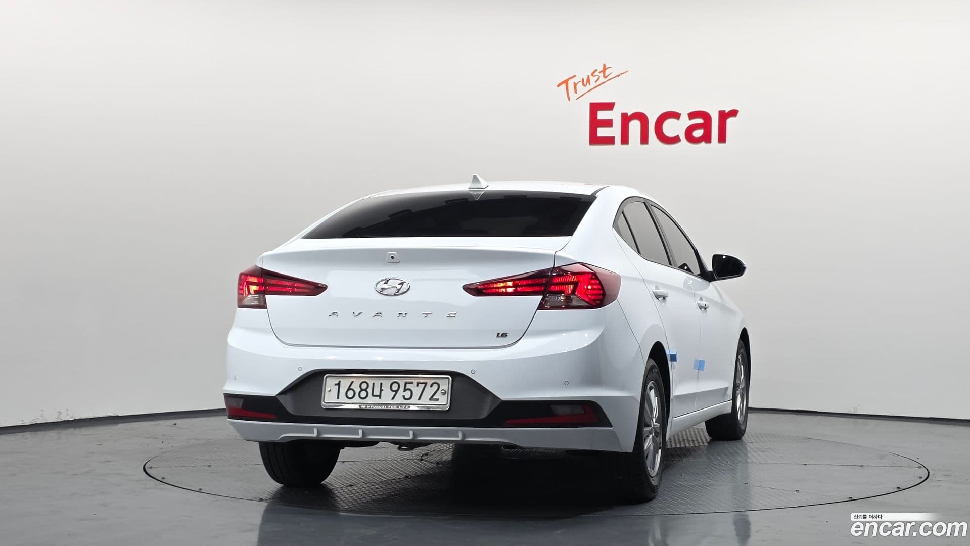 Main__Slider__Photo:AVANTE Hyundai 2019.9-3